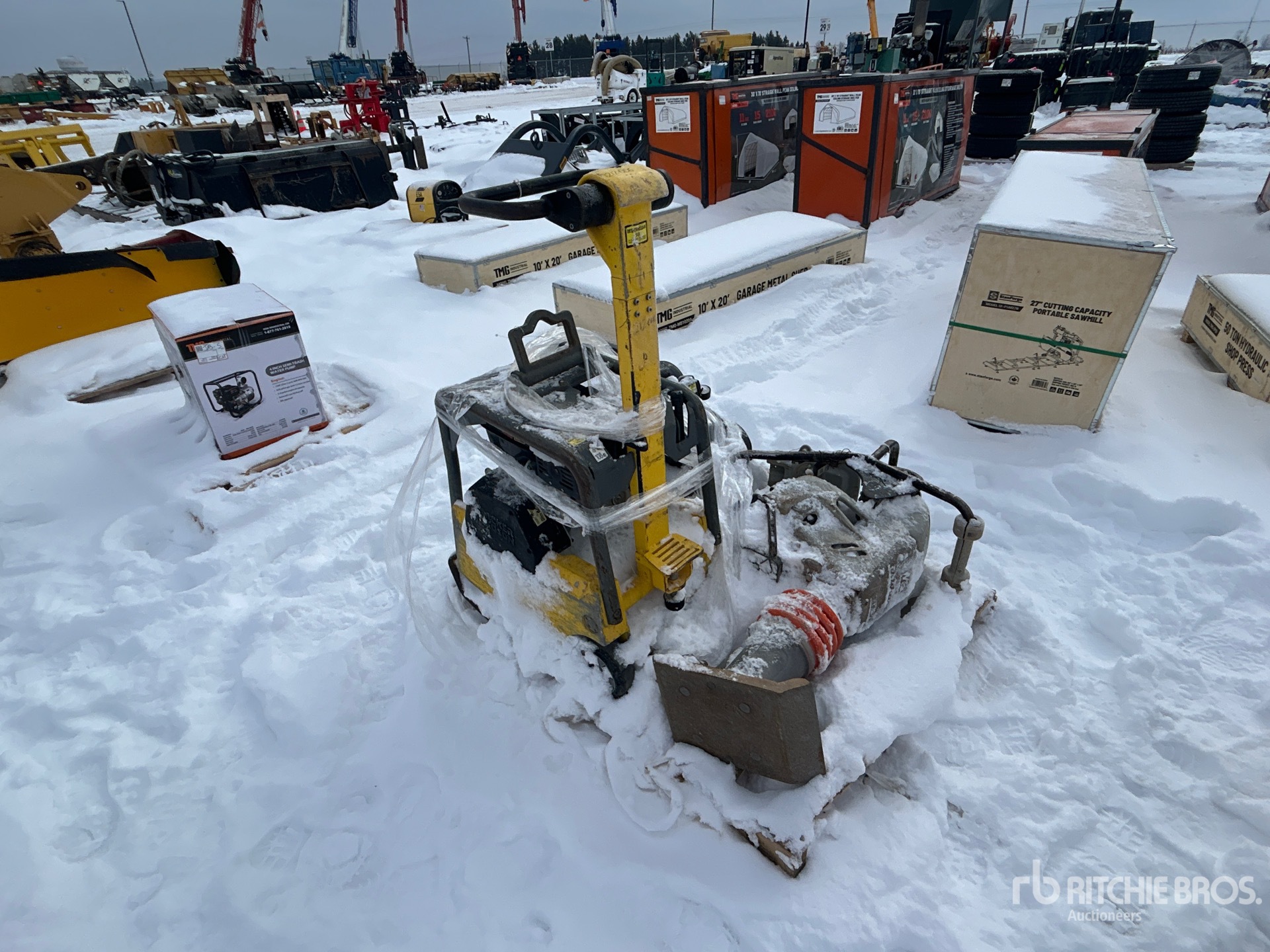 General Appearance with Picture, Right Front Corner