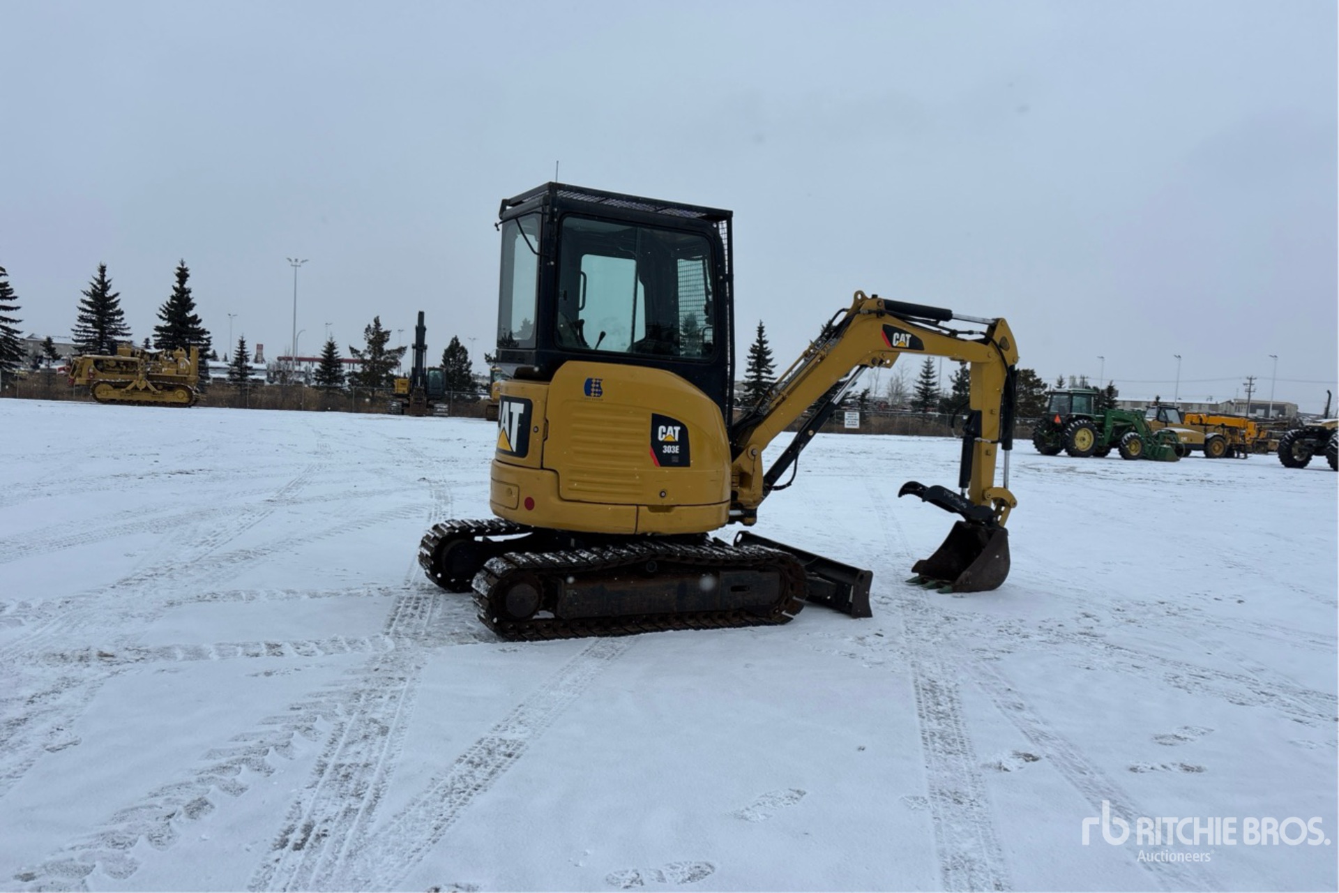 General Appearance with Imagen: esquina trasera derecha