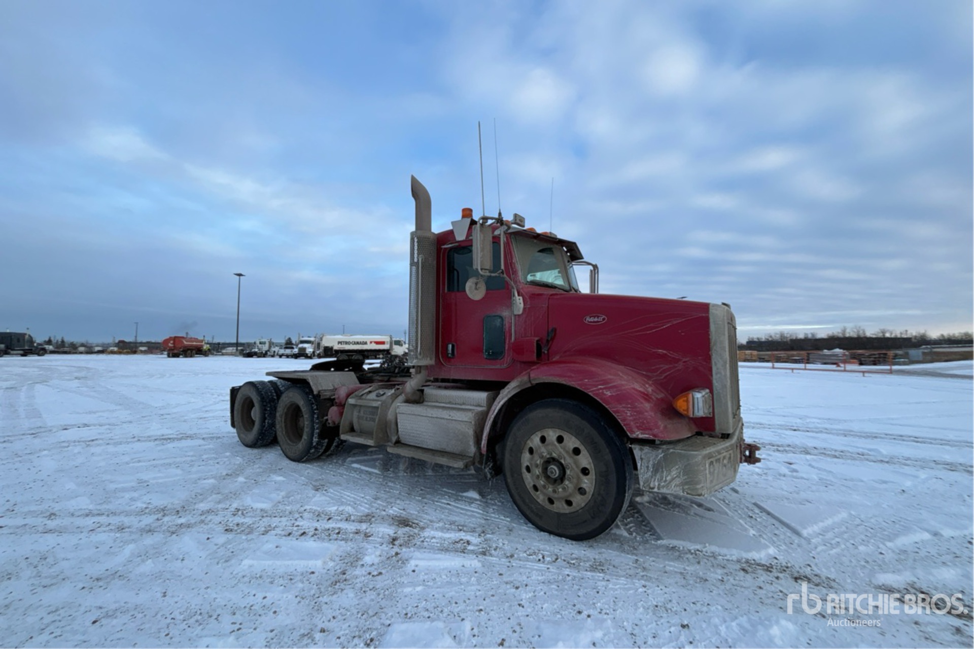 General Appearance with Foto, angolo anteriore destro