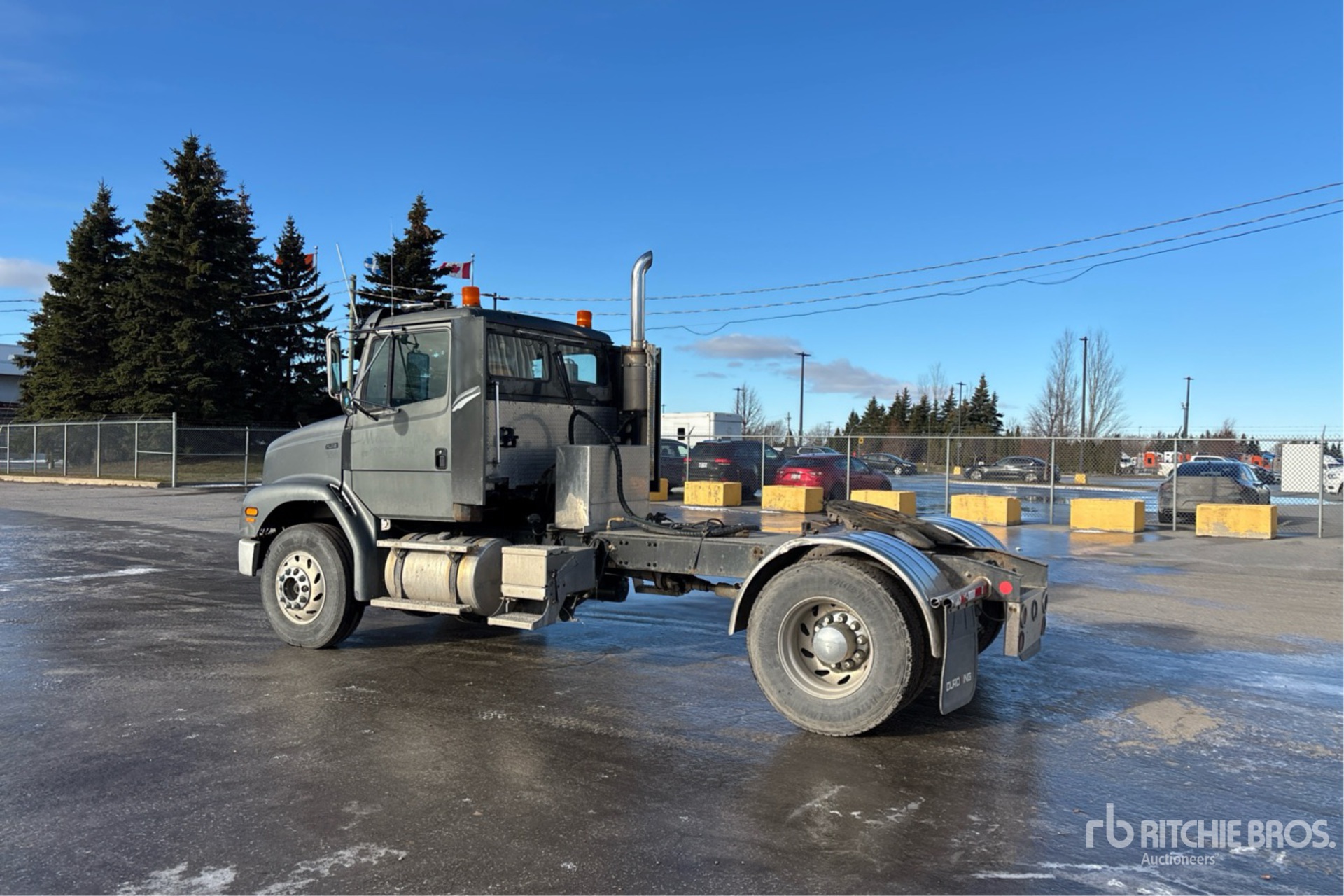 General Appearance with Imagen: esquina trasera izquierda