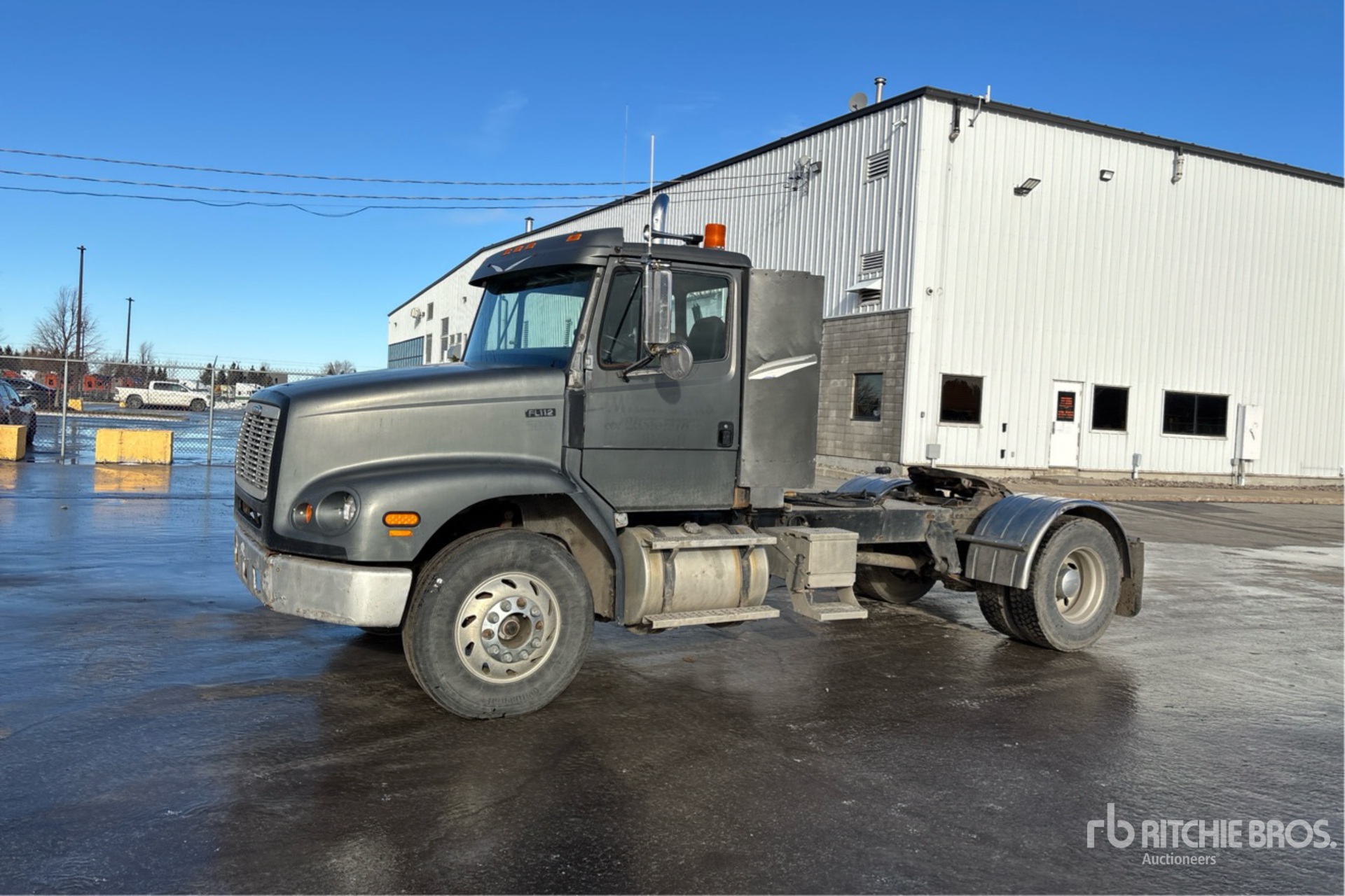 General Appearance with Imagen: esquina delantera izquierda