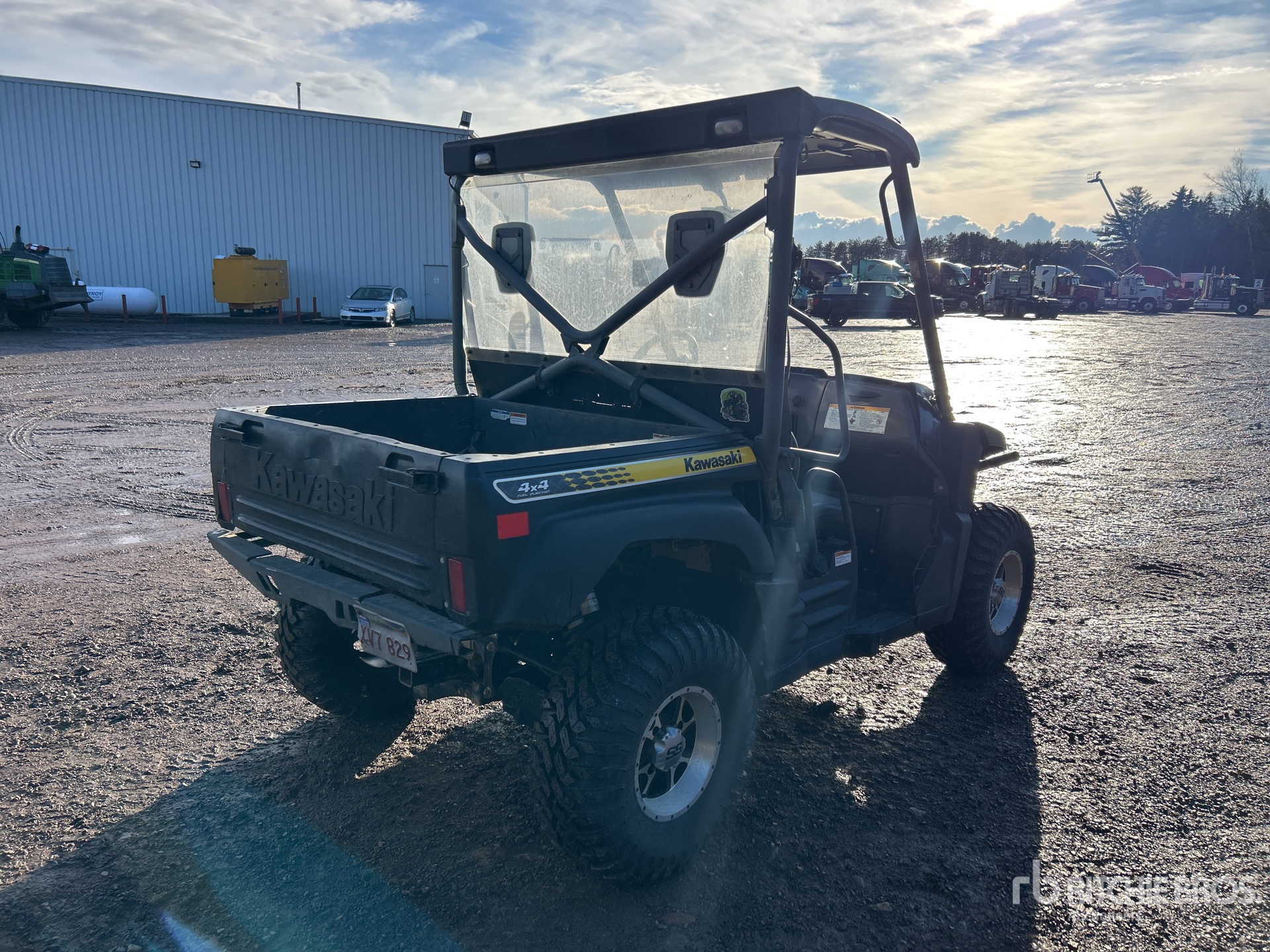 General Appearance with Picture, Right Rear Corner