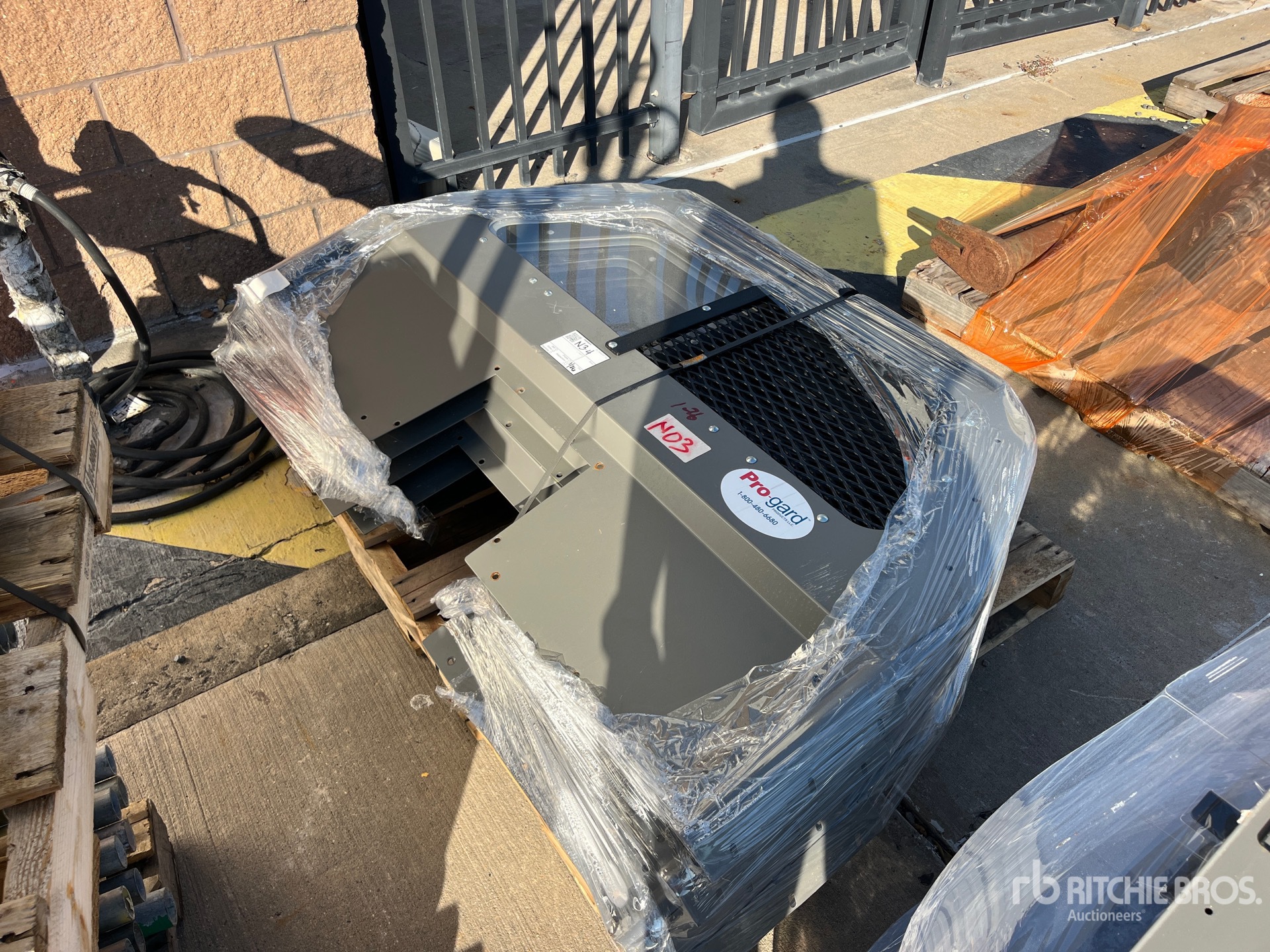 General Appearance with Picture, Left Rear Corner