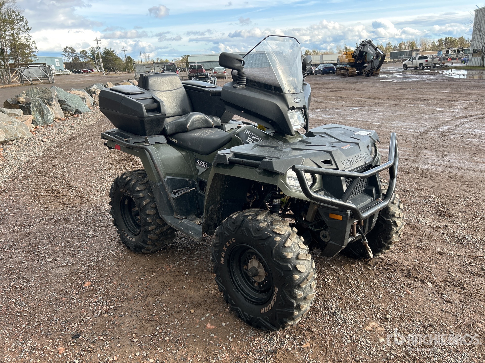 General Appearance with Picture, Right Front Corner