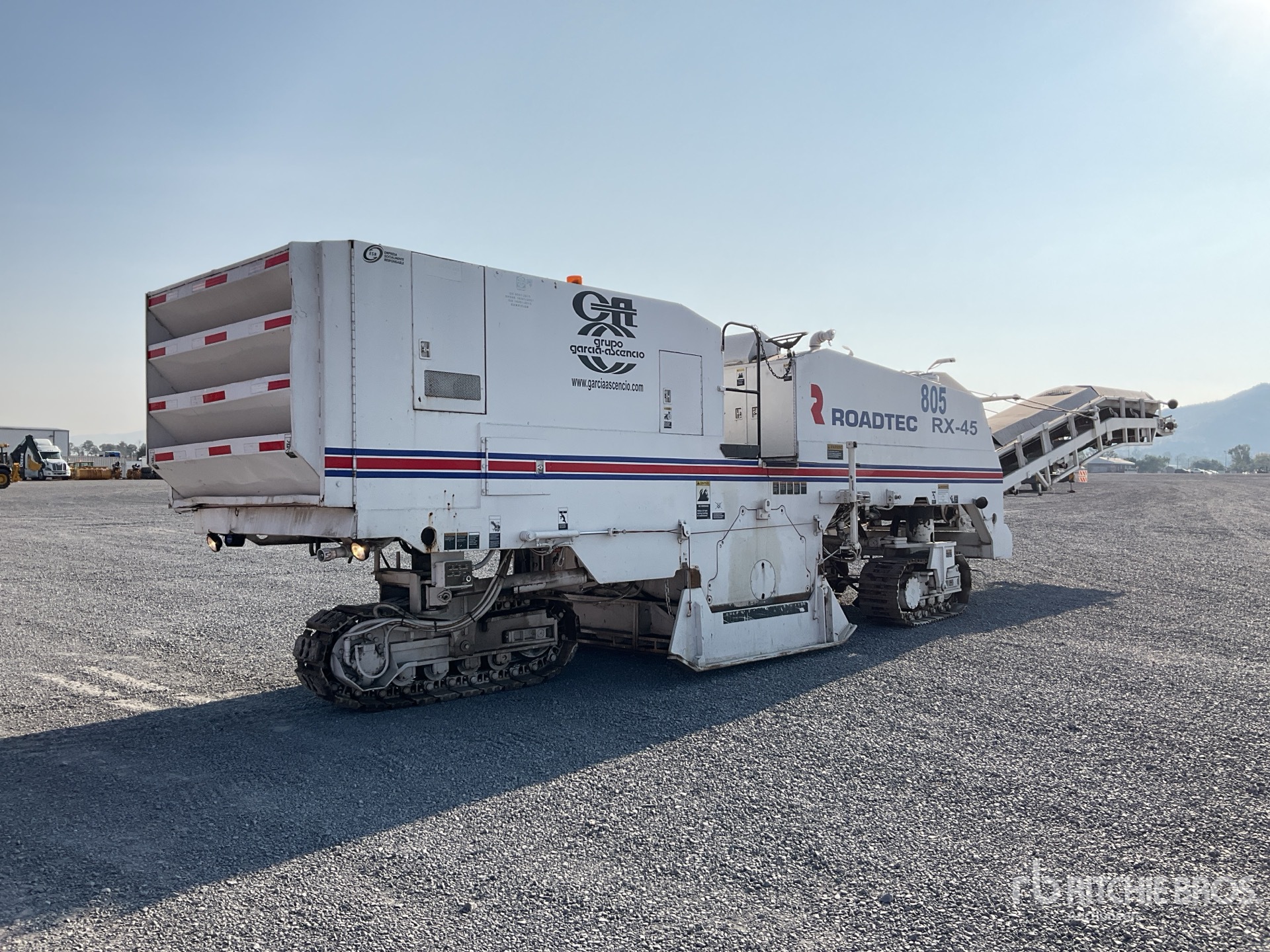 General Appearance with Zdjęcie, prawy dolny róg