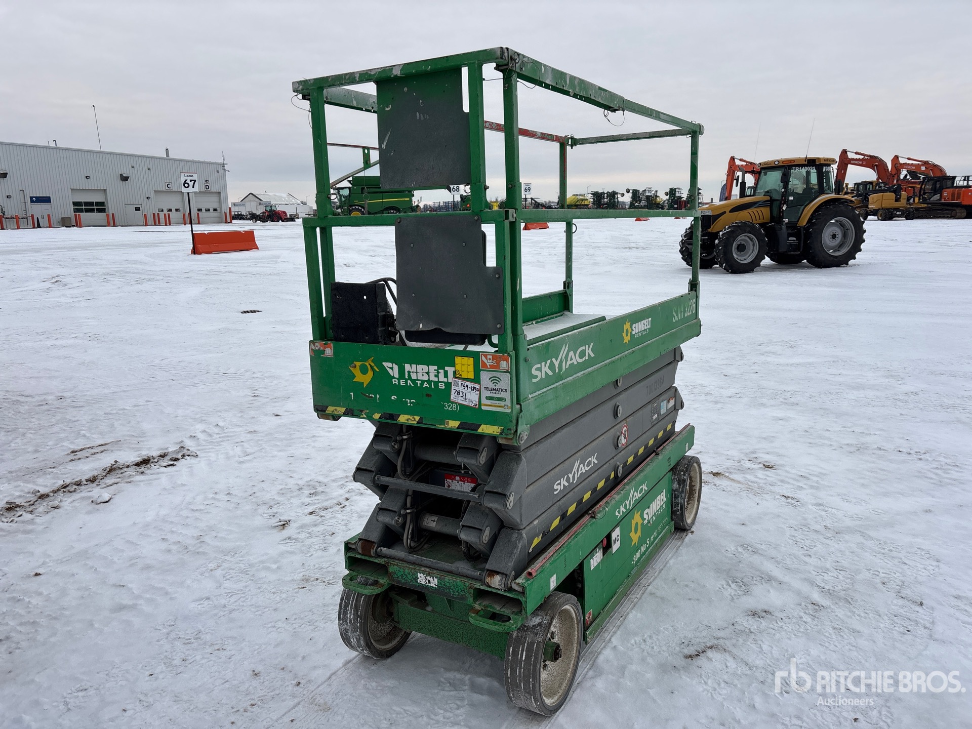 General Appearance with Picture, Left Front Corner