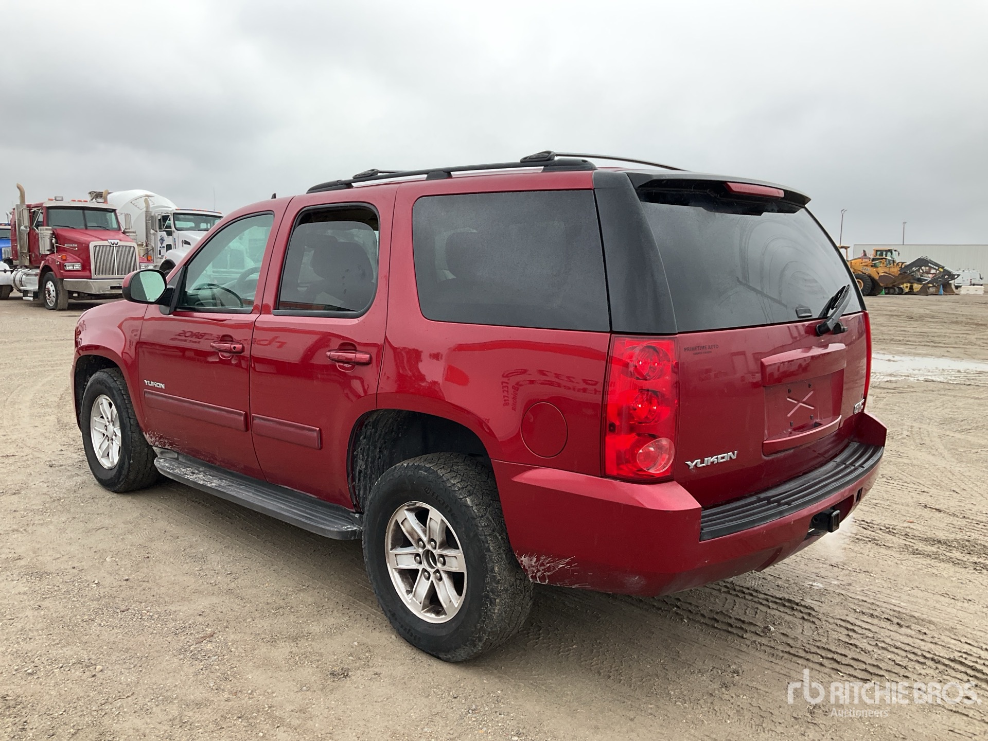 General Appearance with Picture, Left Rear Corner