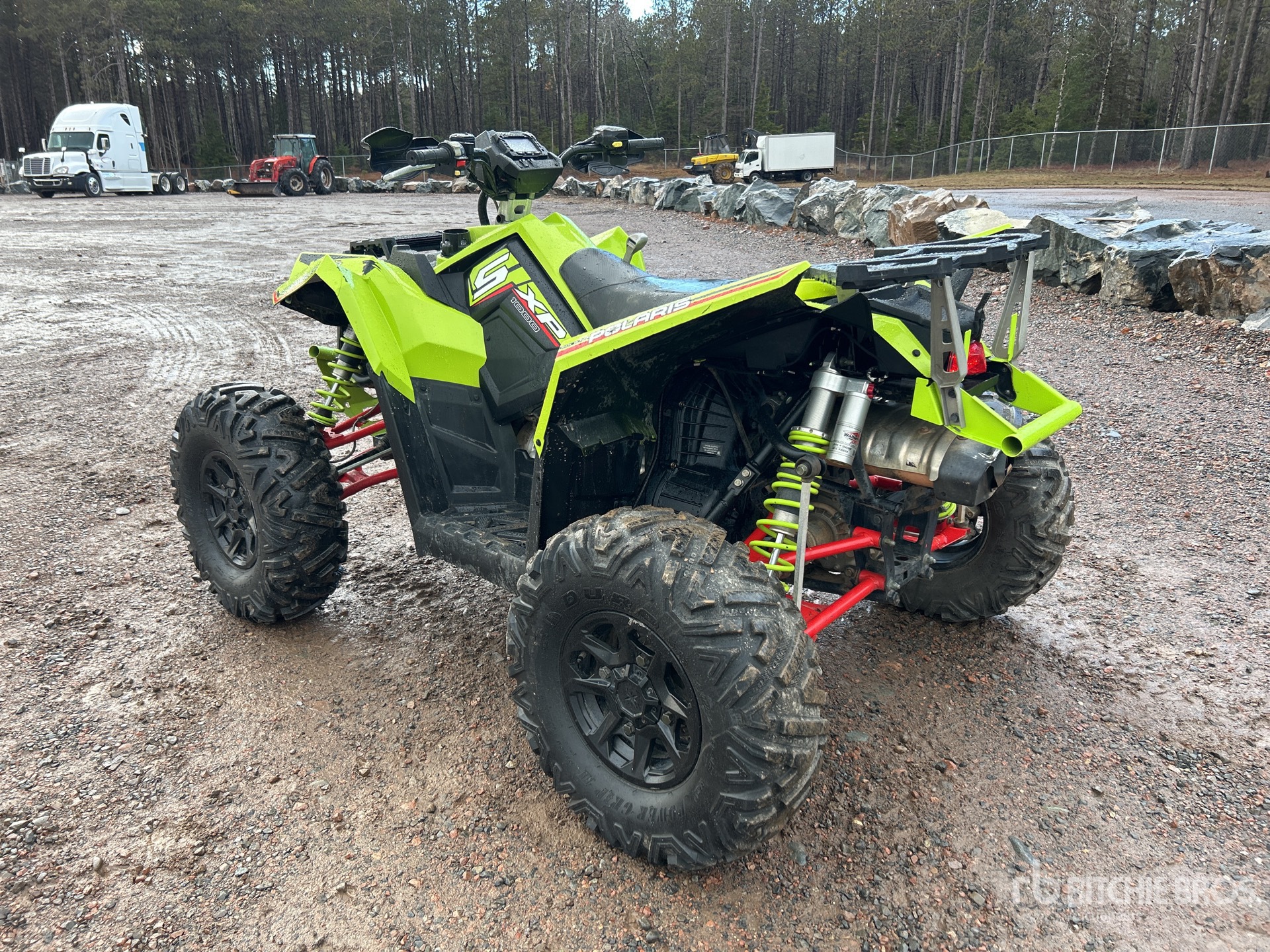 General Appearance with Picture, Left Rear Corner