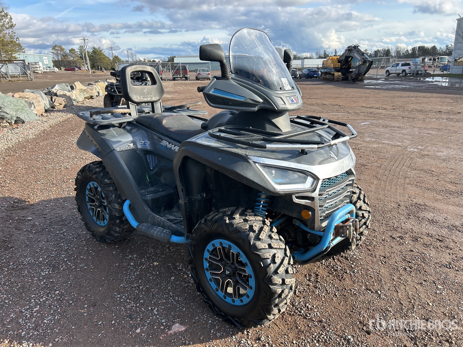 General Appearance with Picture, Right Front Corner