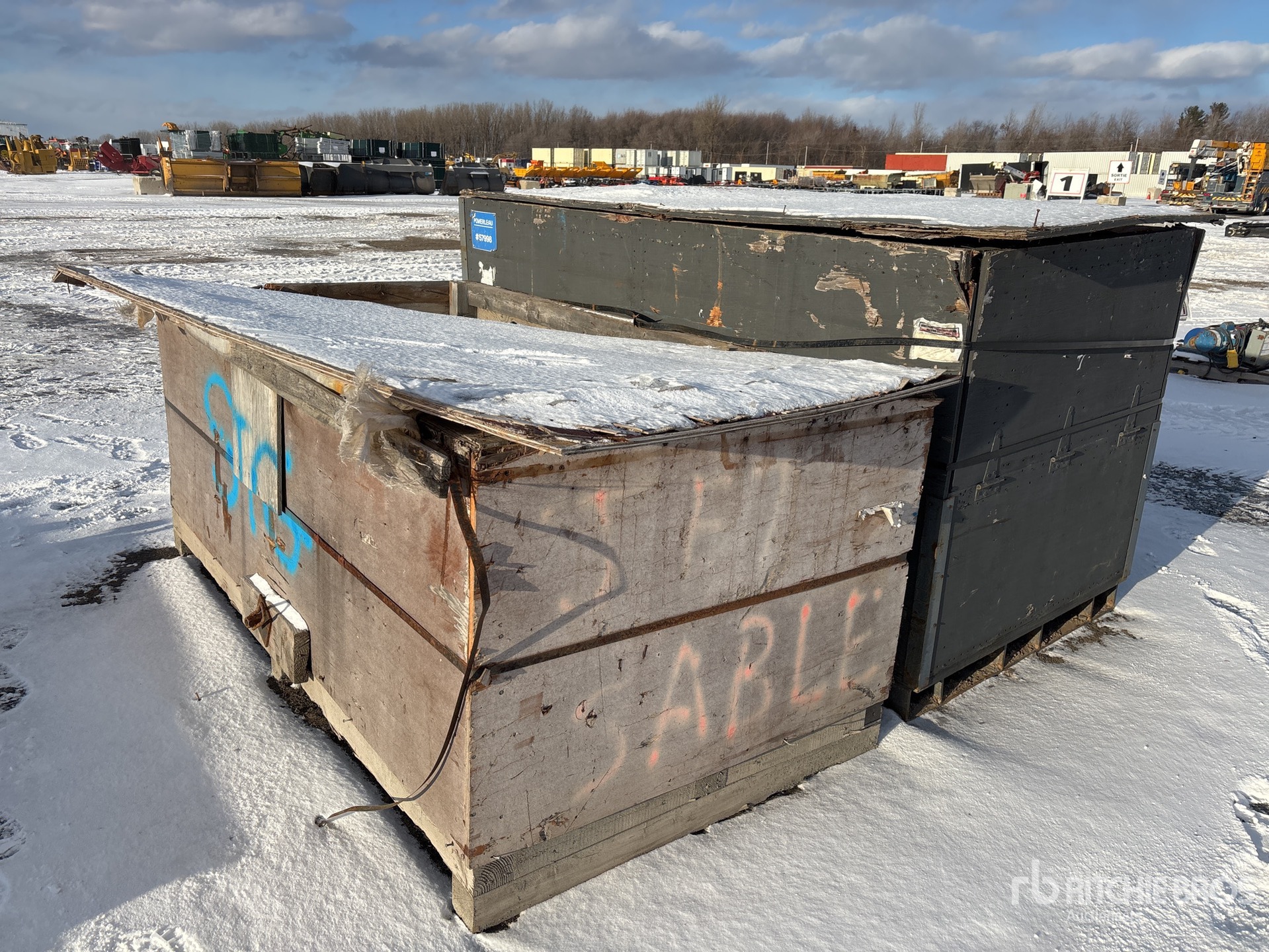 General Appearance with Bild, Ecke hinten rechts