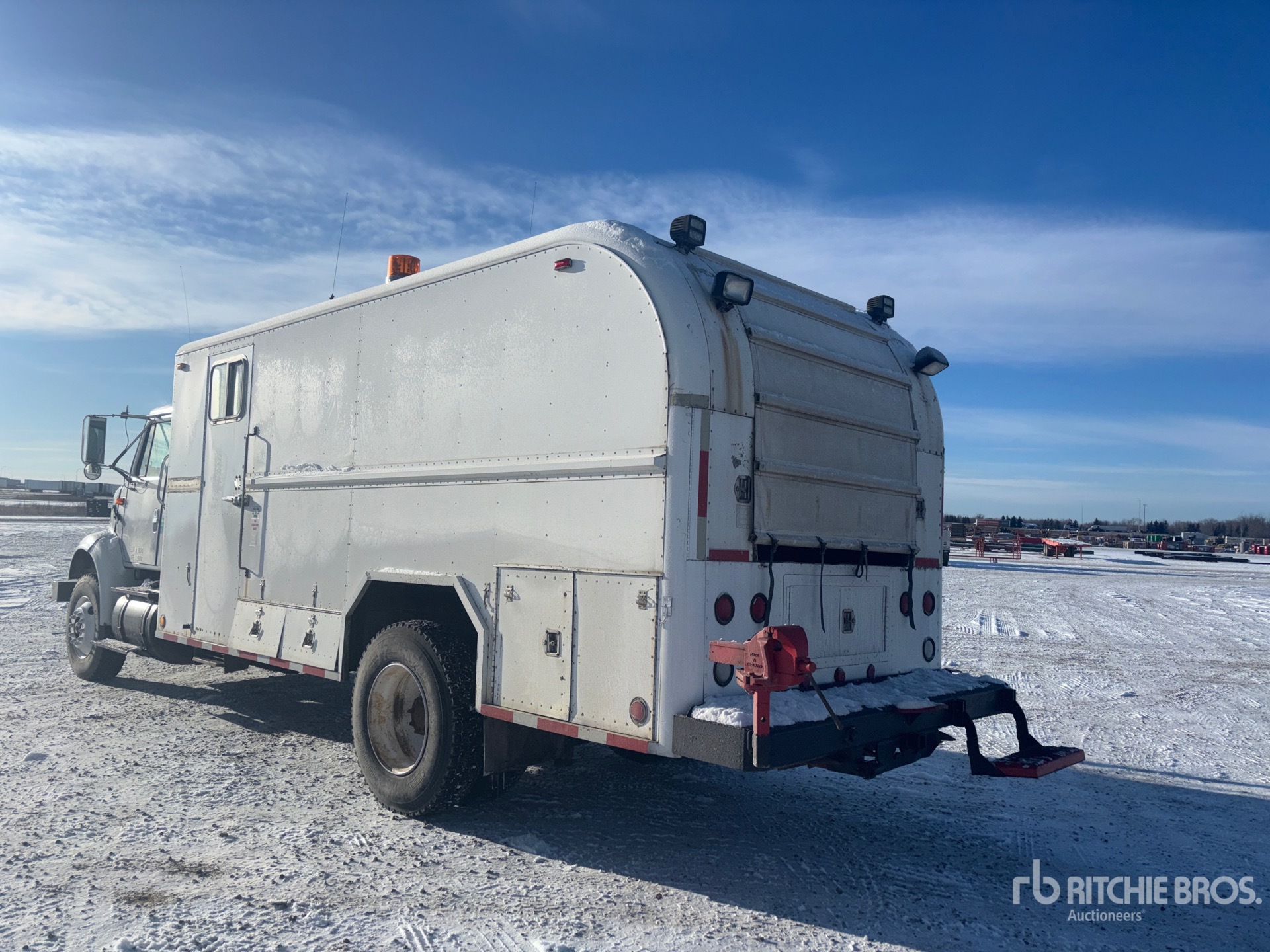 Aspect général with Image, coin arrière gauche