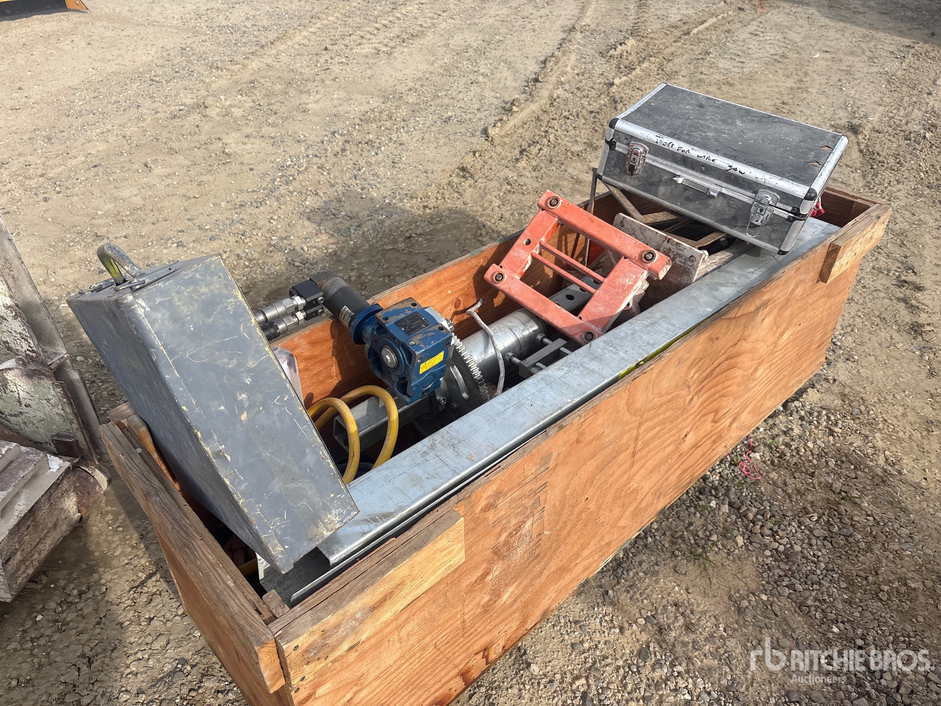 Aspect général with Image, coin arrière droit