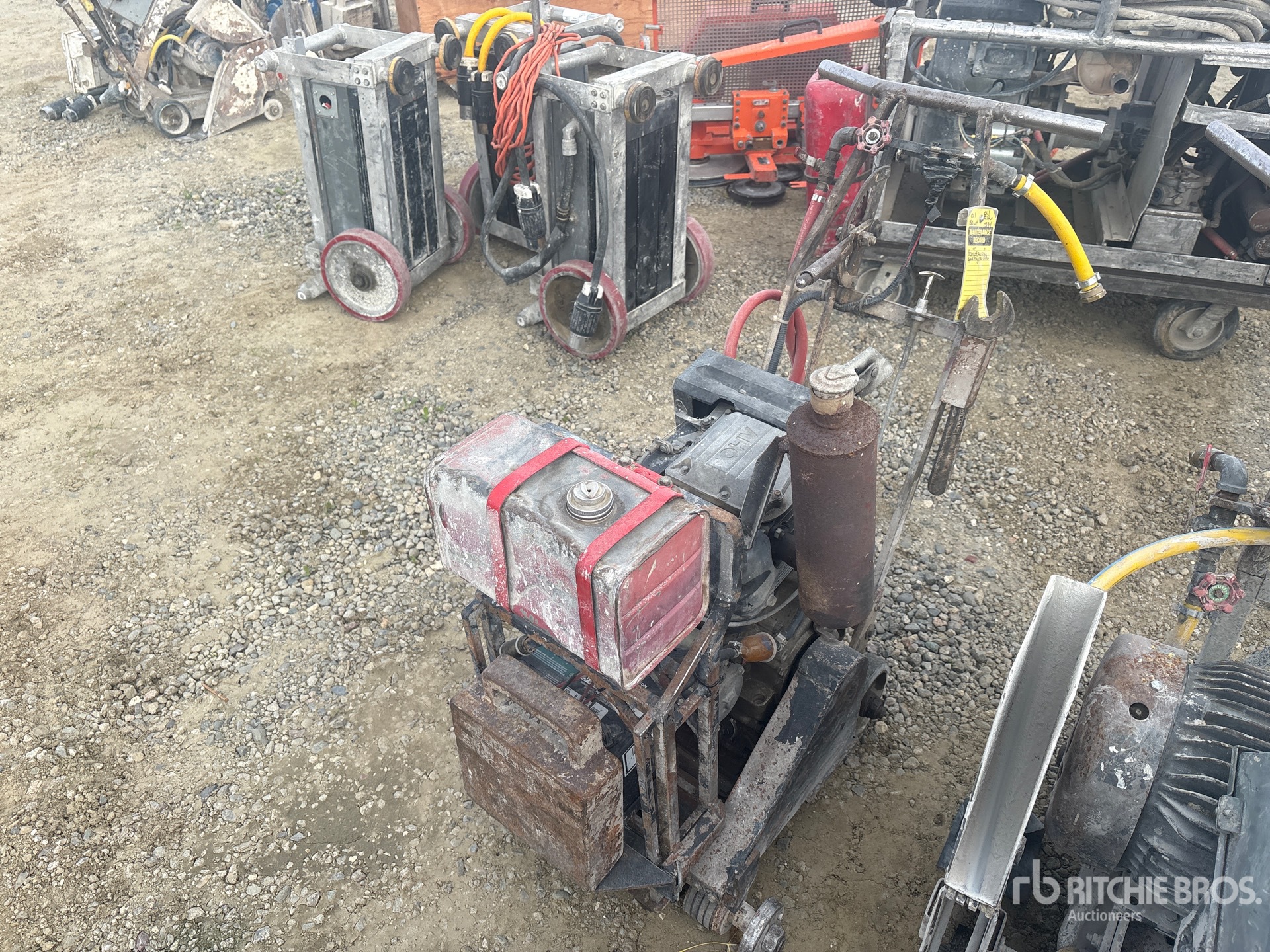 General Appearance with Foto, angolo anteriore sinistro