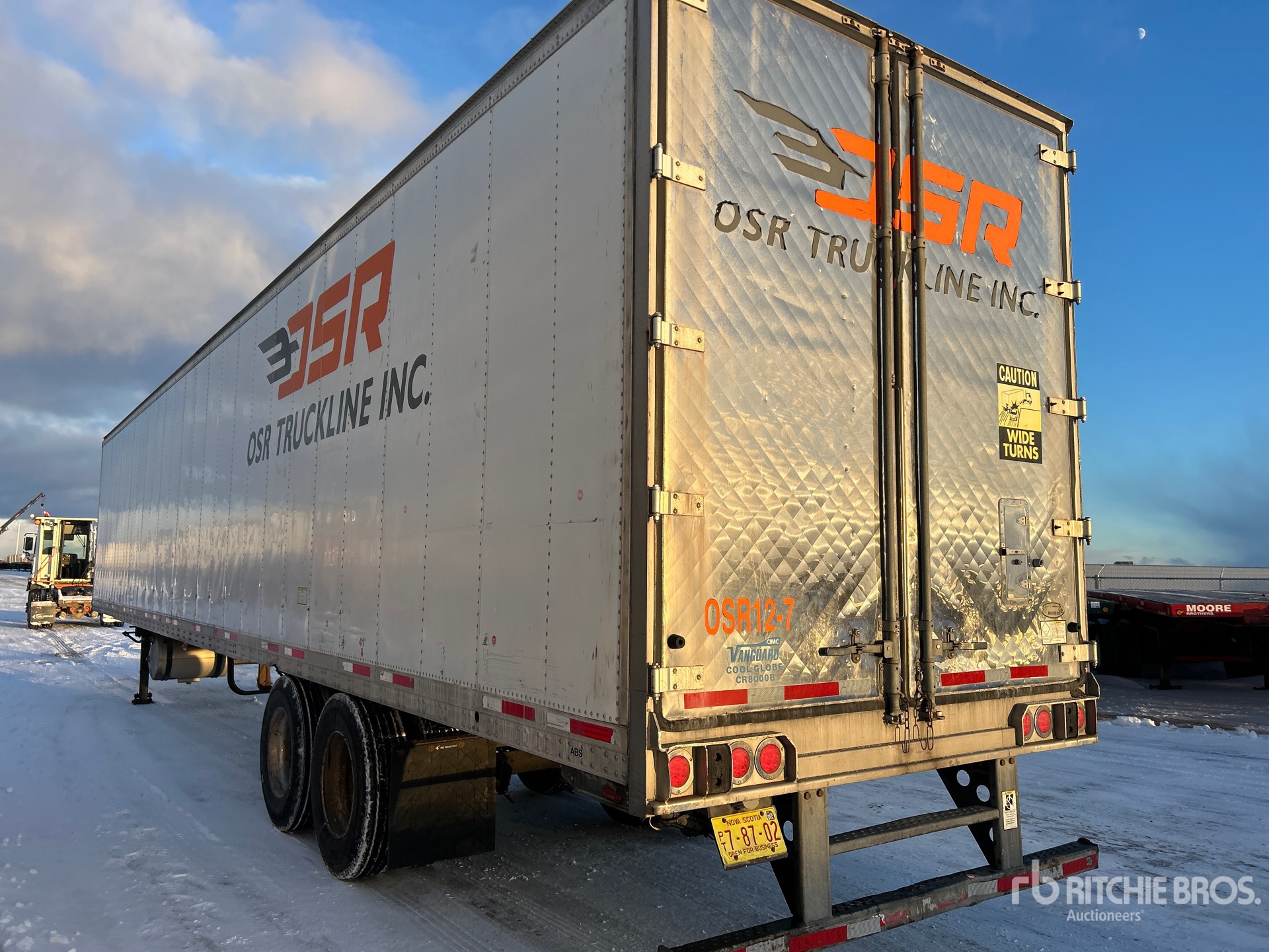 General Appearance with Bild, Ecke hinten links