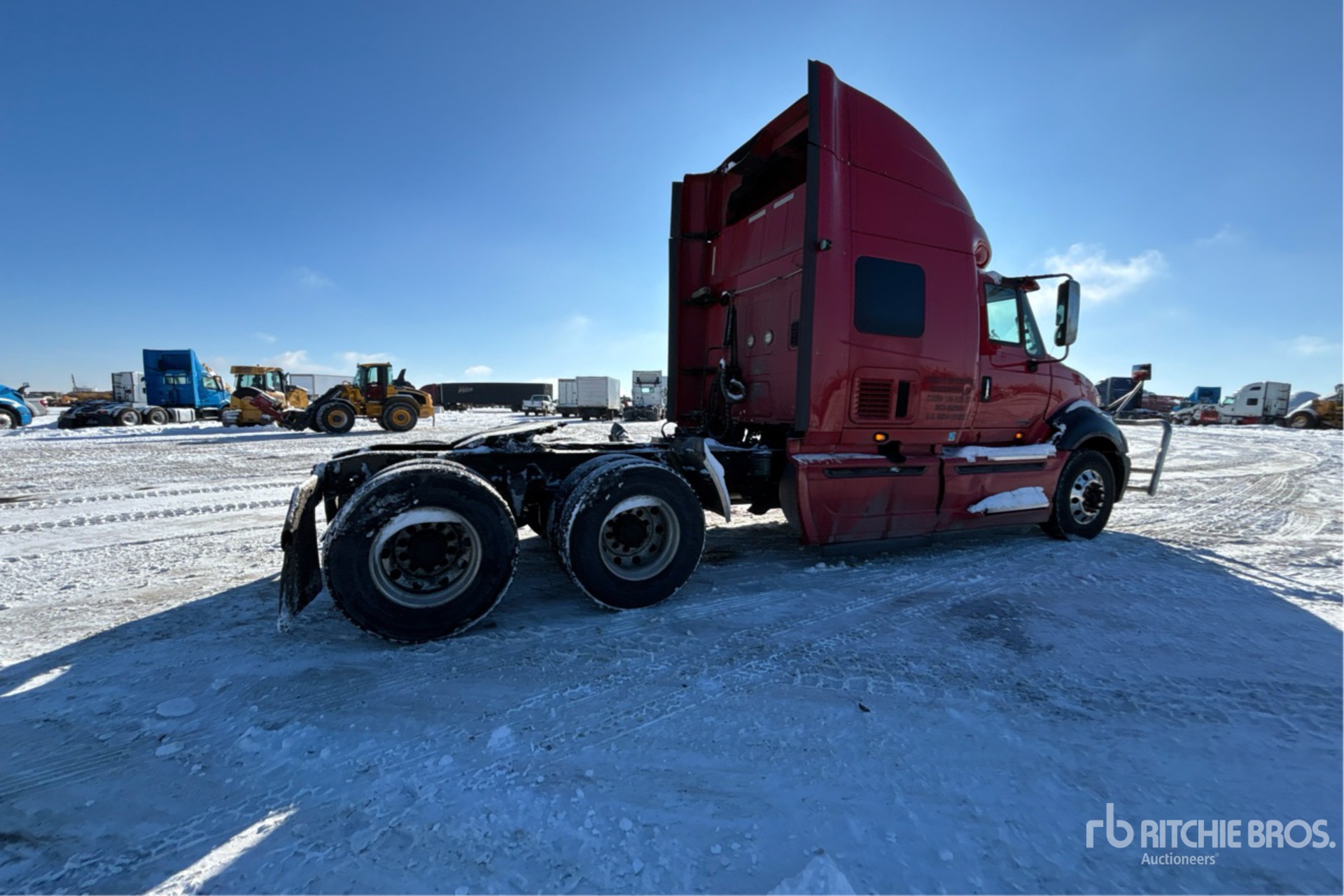 Aspect général with Image, coin arrière droit