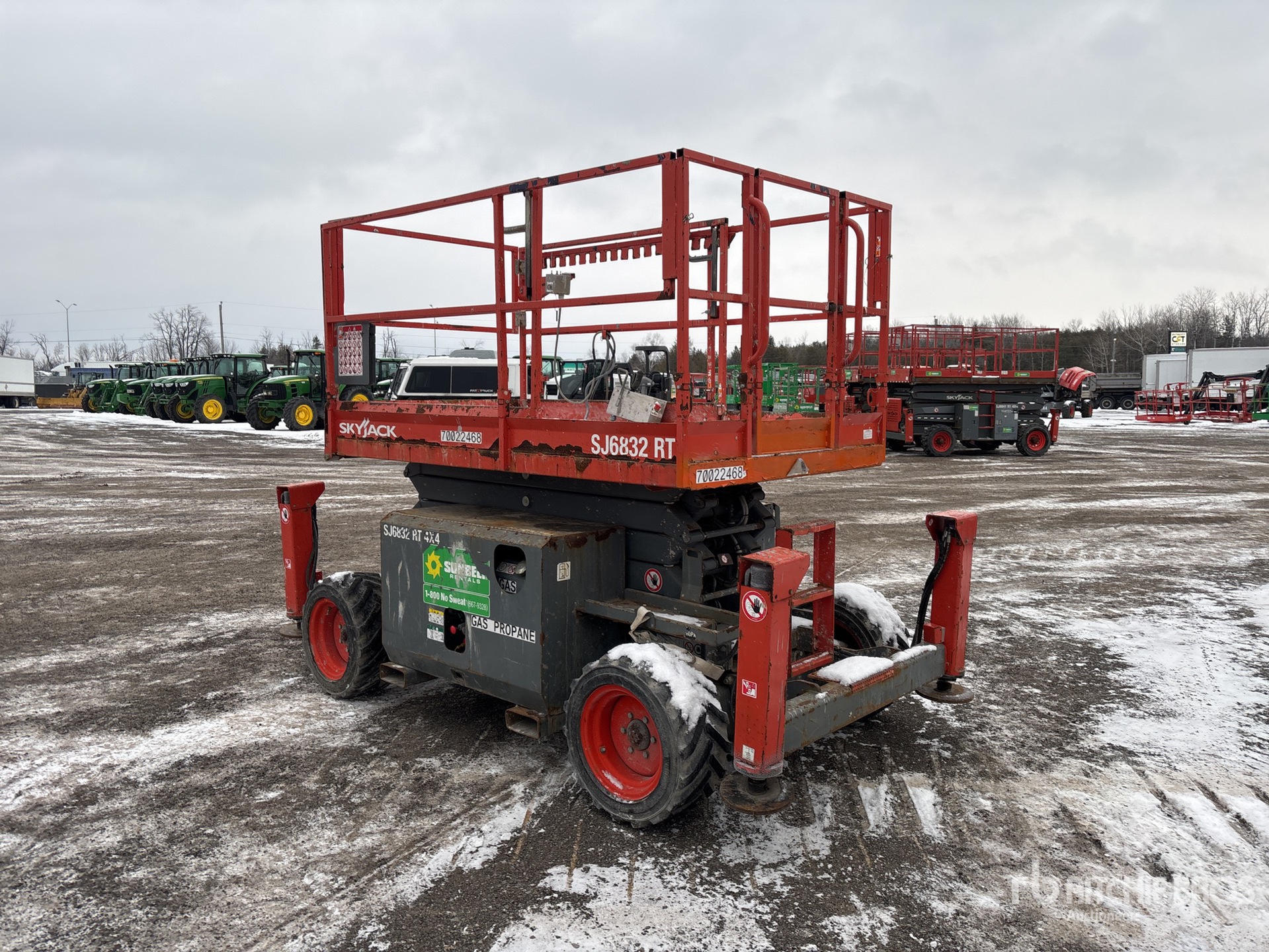 General Appearance with Picture, Left Rear Corner