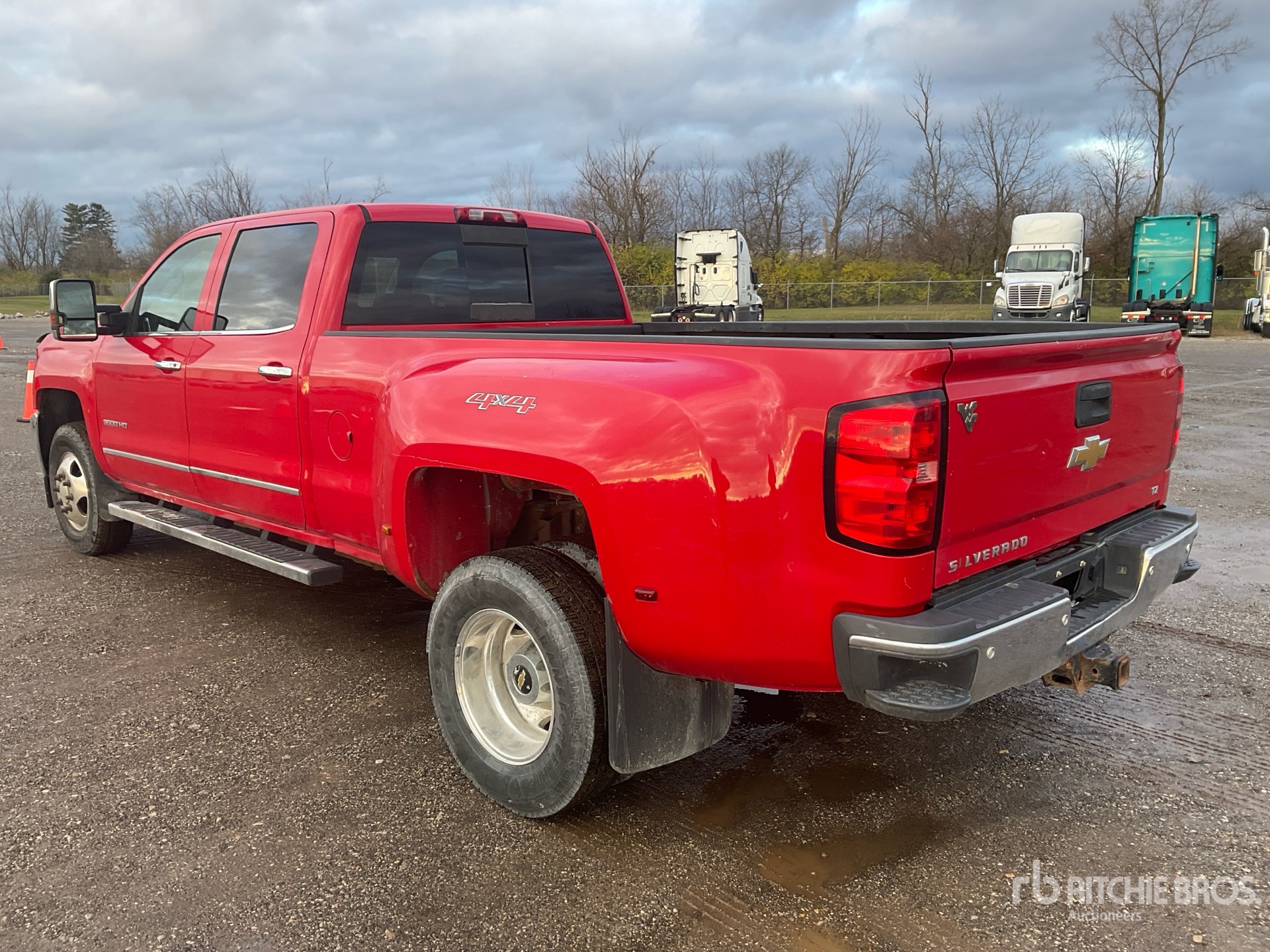 General Appearance with Picture, Left Rear Corner