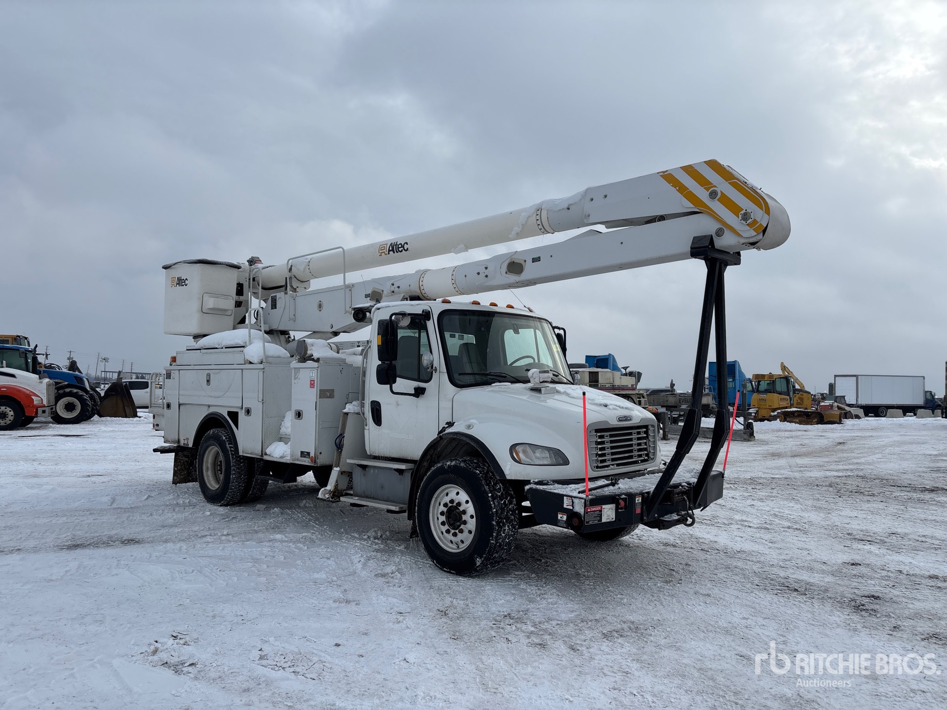 Aspect général with Image, coin avant droit