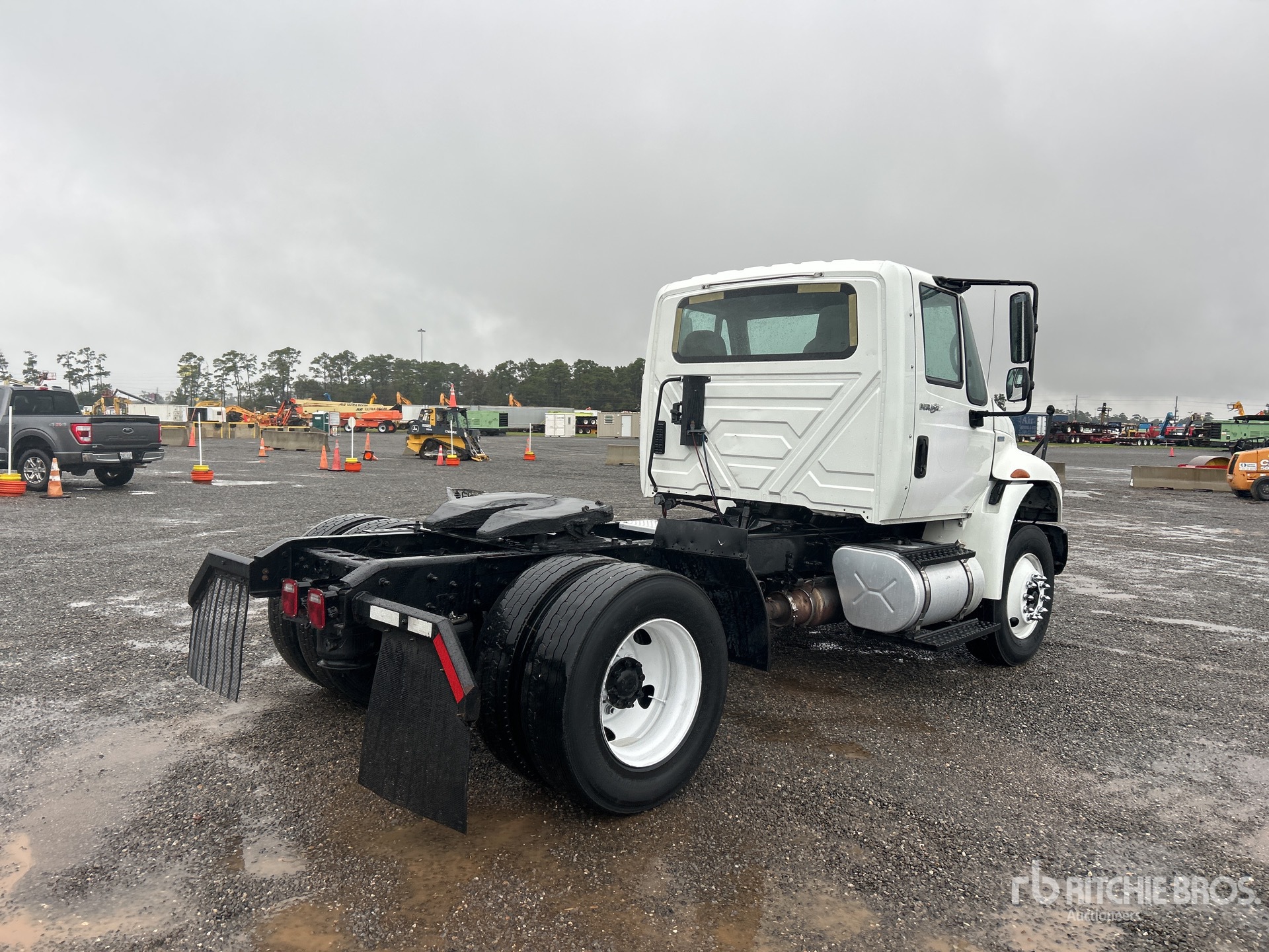 General Appearance with Imagen: esquina trasera derecha