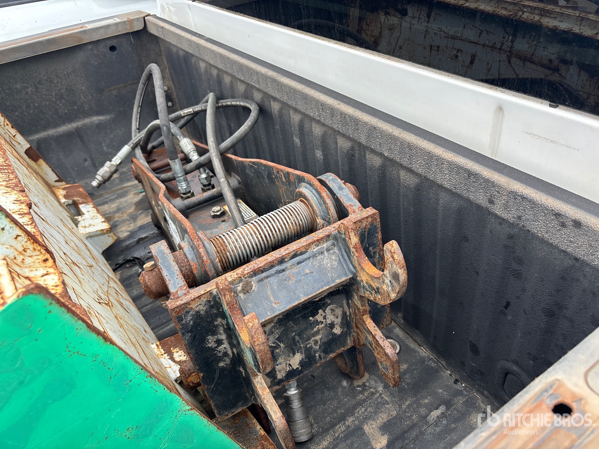 General Appearance with Bild, Ecke hinten links