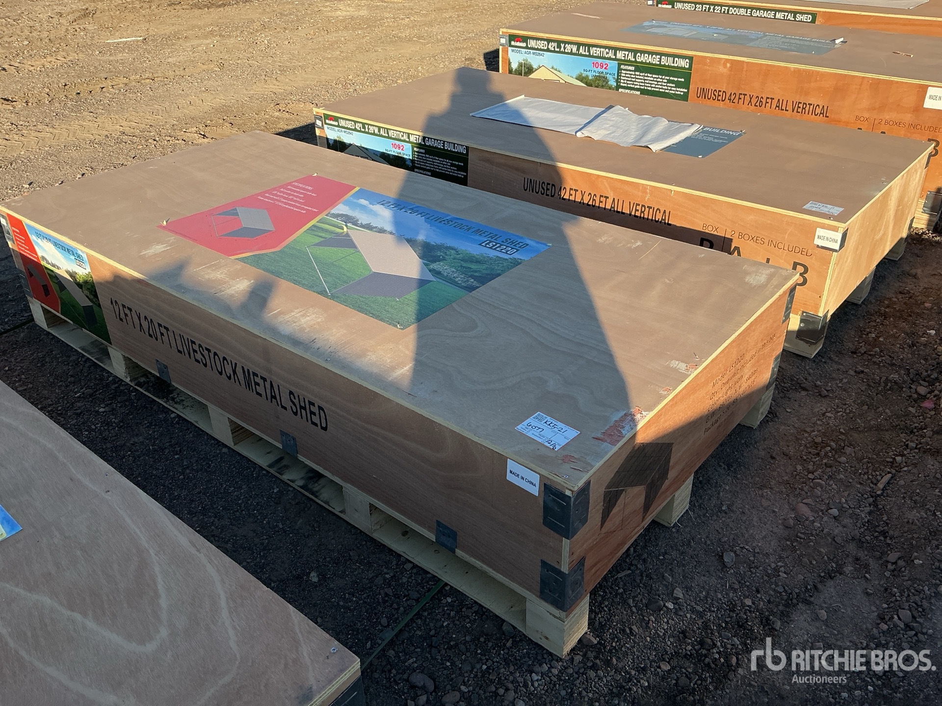 General Appearance with Bild, Ecke vorne links