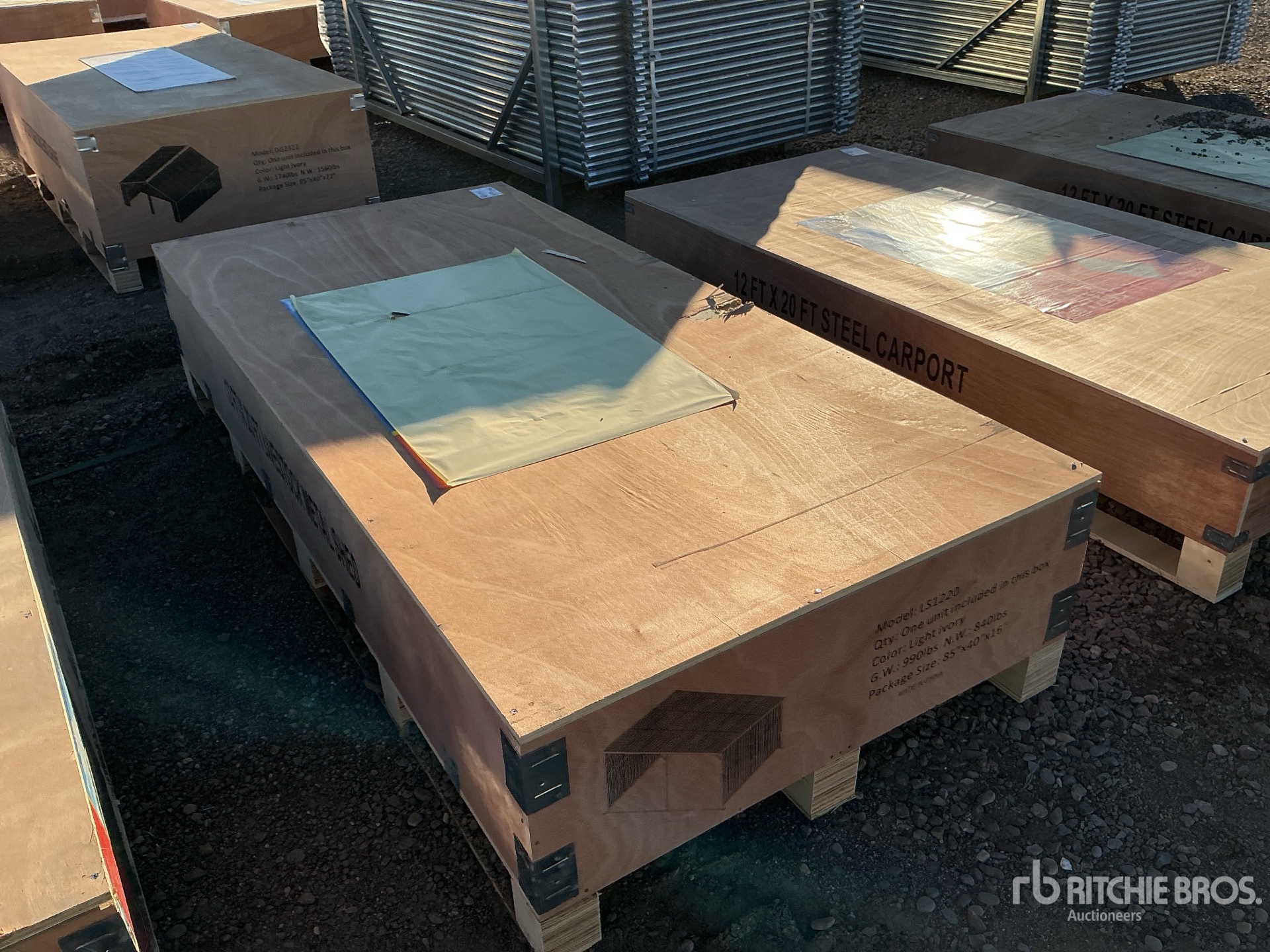 General Appearance with Bild, Ecke hinten rechts