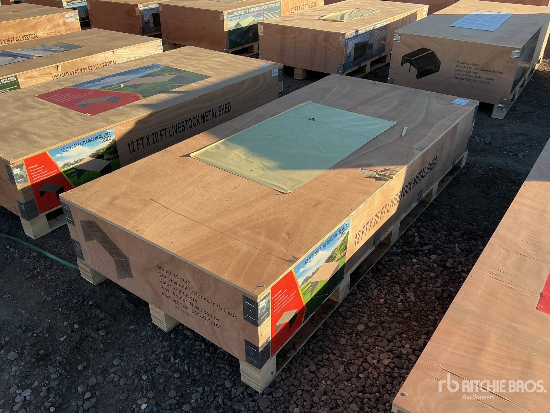 General Appearance with Bild, Ecke vorne rechts