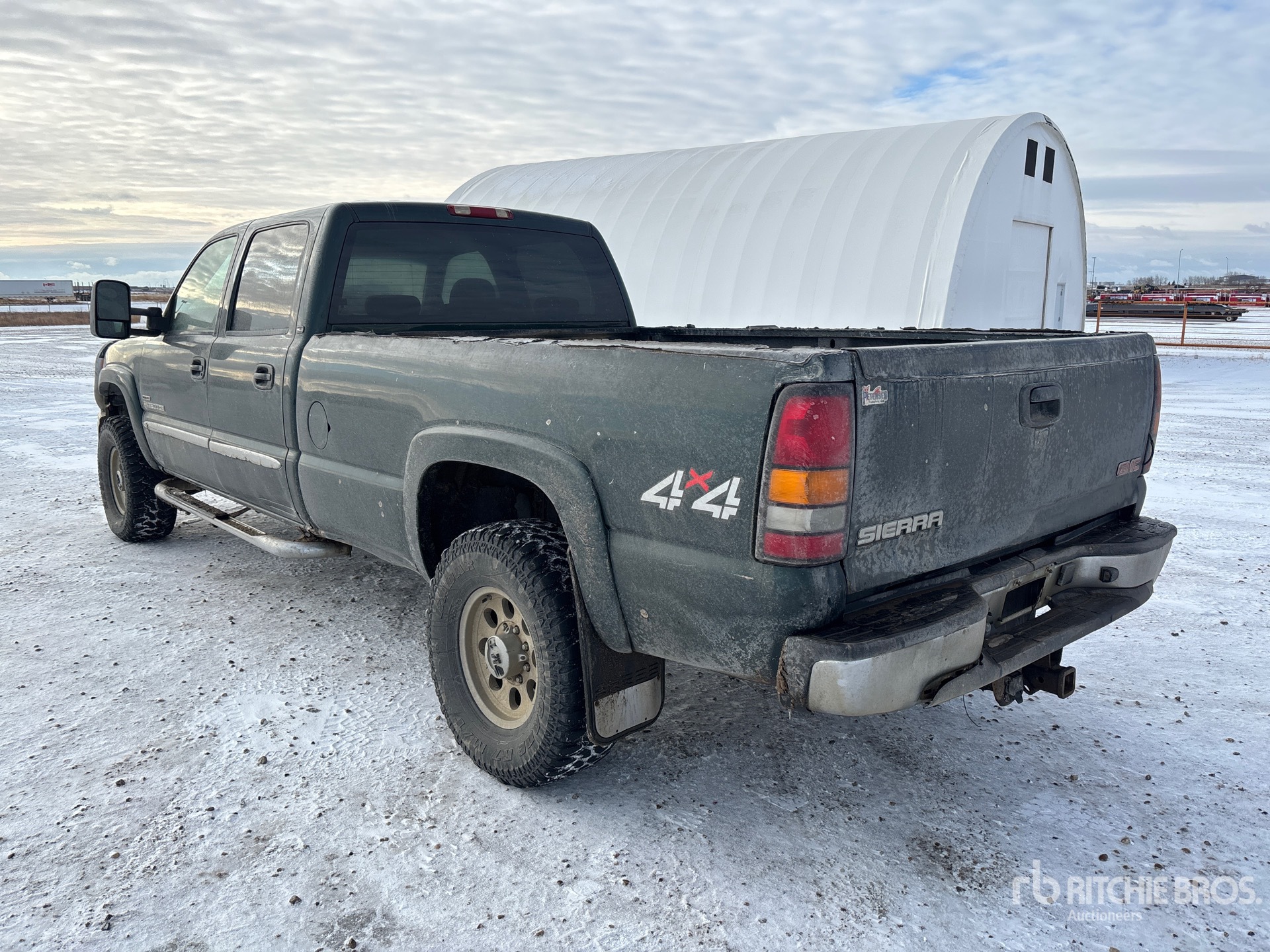 General Appearance with Picture, Left Rear Corner