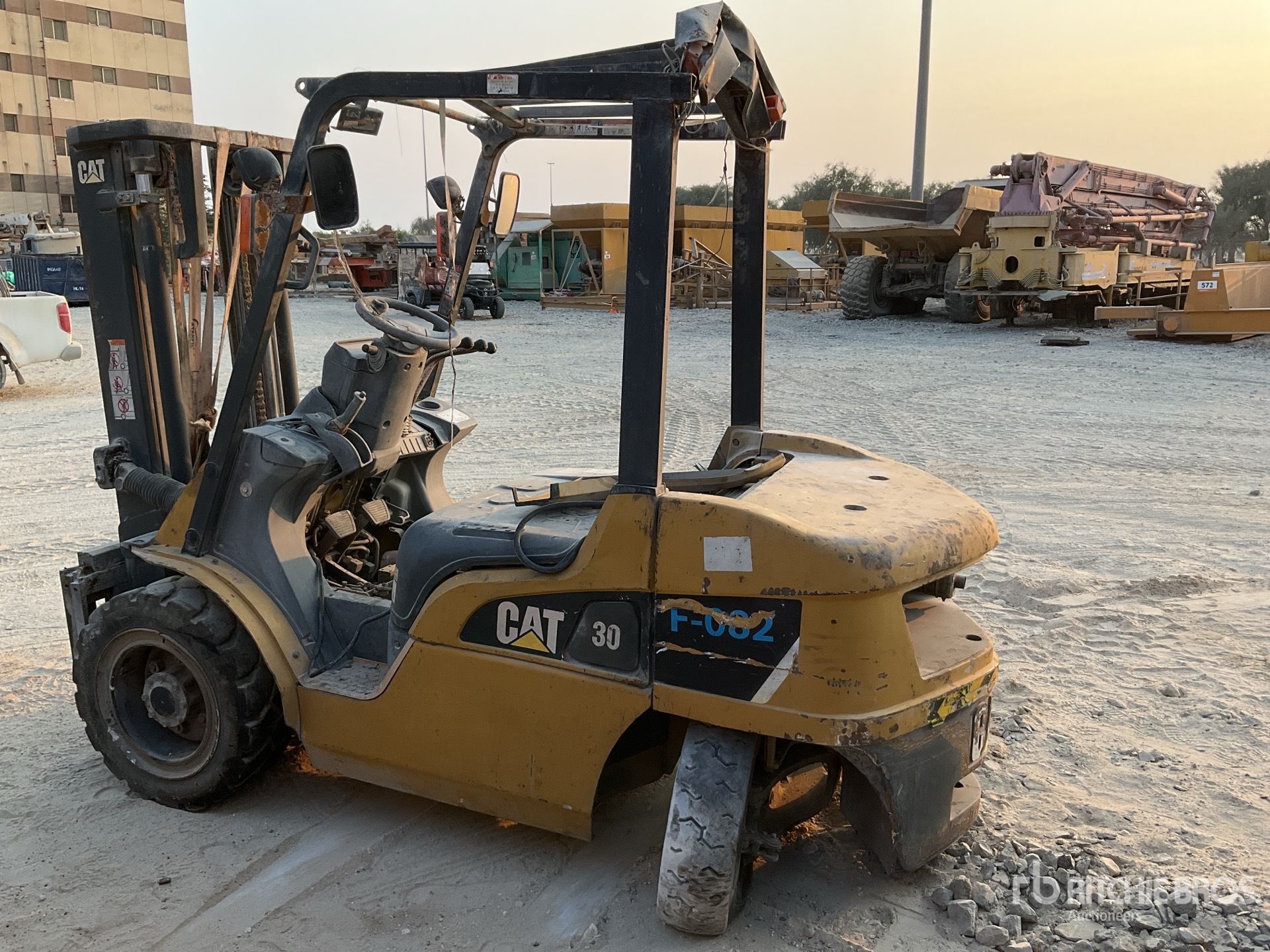 Aspect général with Image, coin arrière gauche