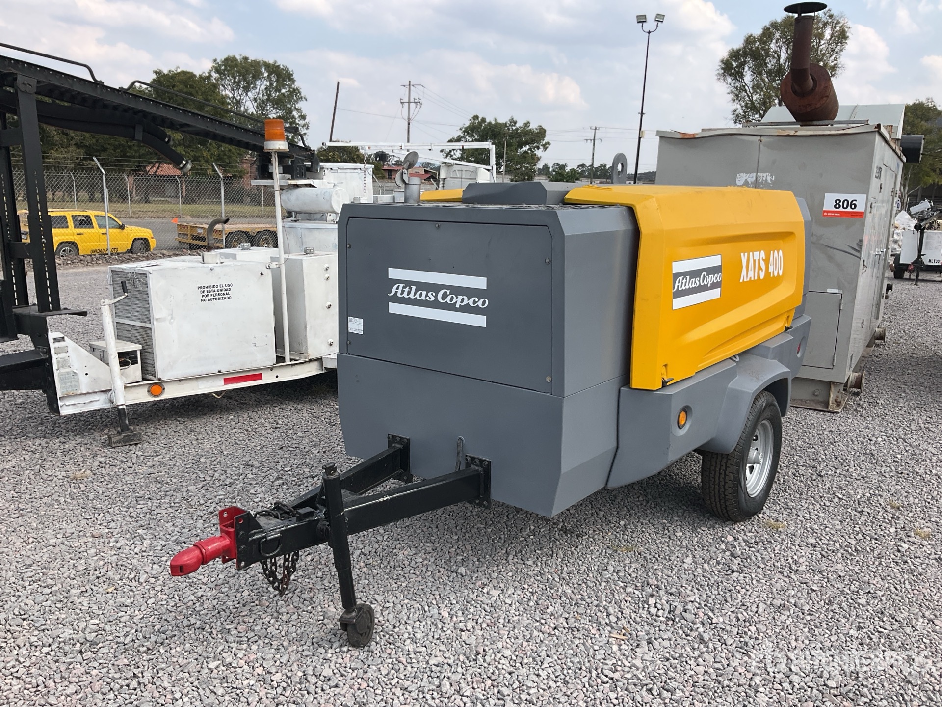 General Appearance with Featured Photo