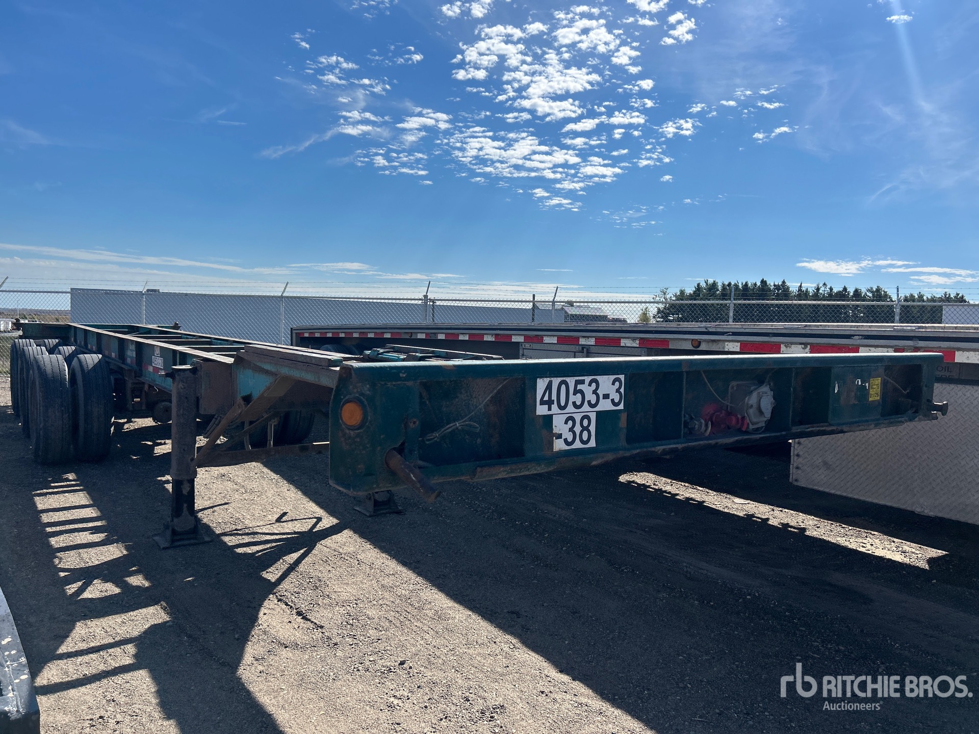 General Appearance with Image, coin avant droit