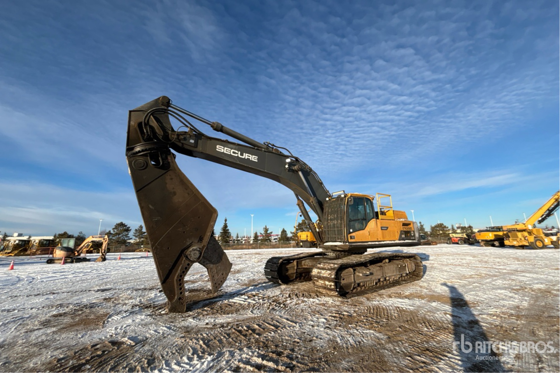Aspect général with Image, coin avant gauche