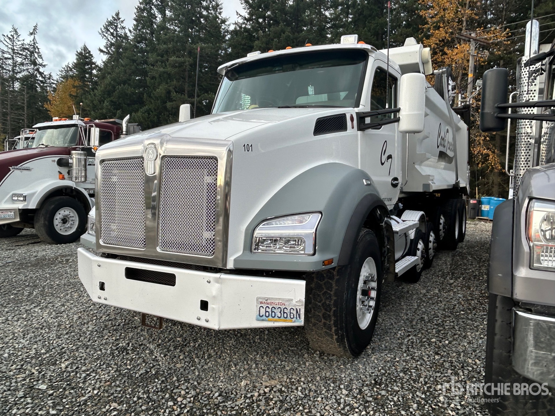 General Appearance with Picture, Left Front Corner