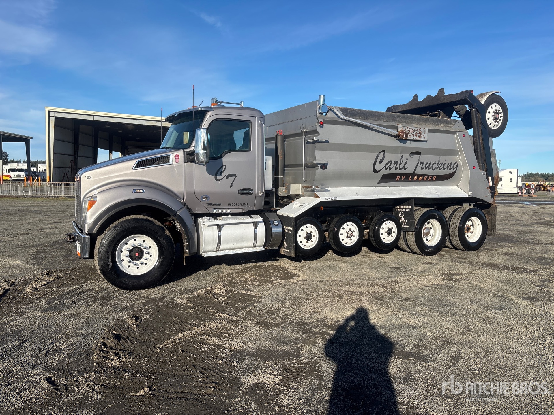 General Appearance with Picture, Left Front Corner