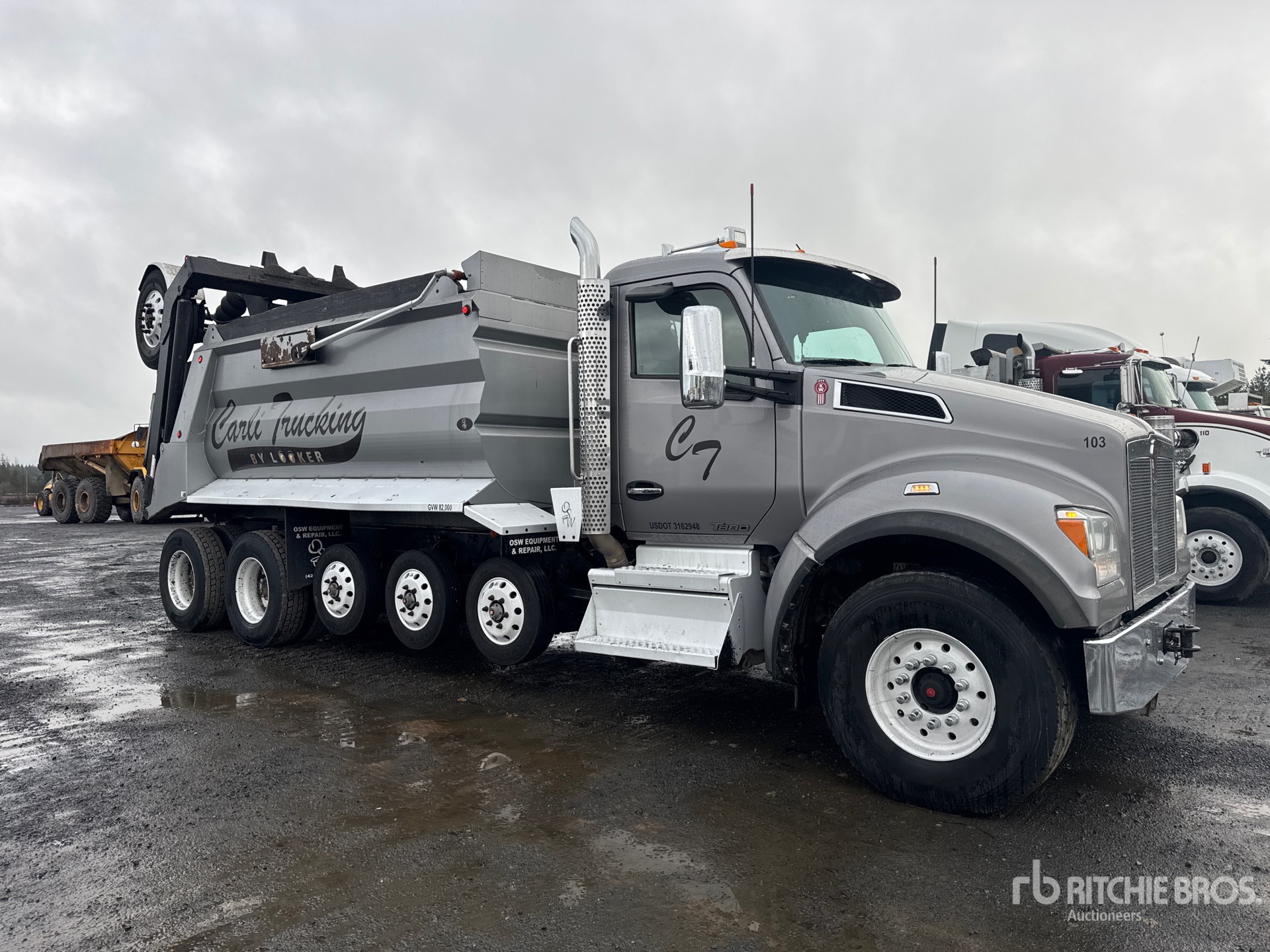 General Appearance with Picture, Right Front Corner