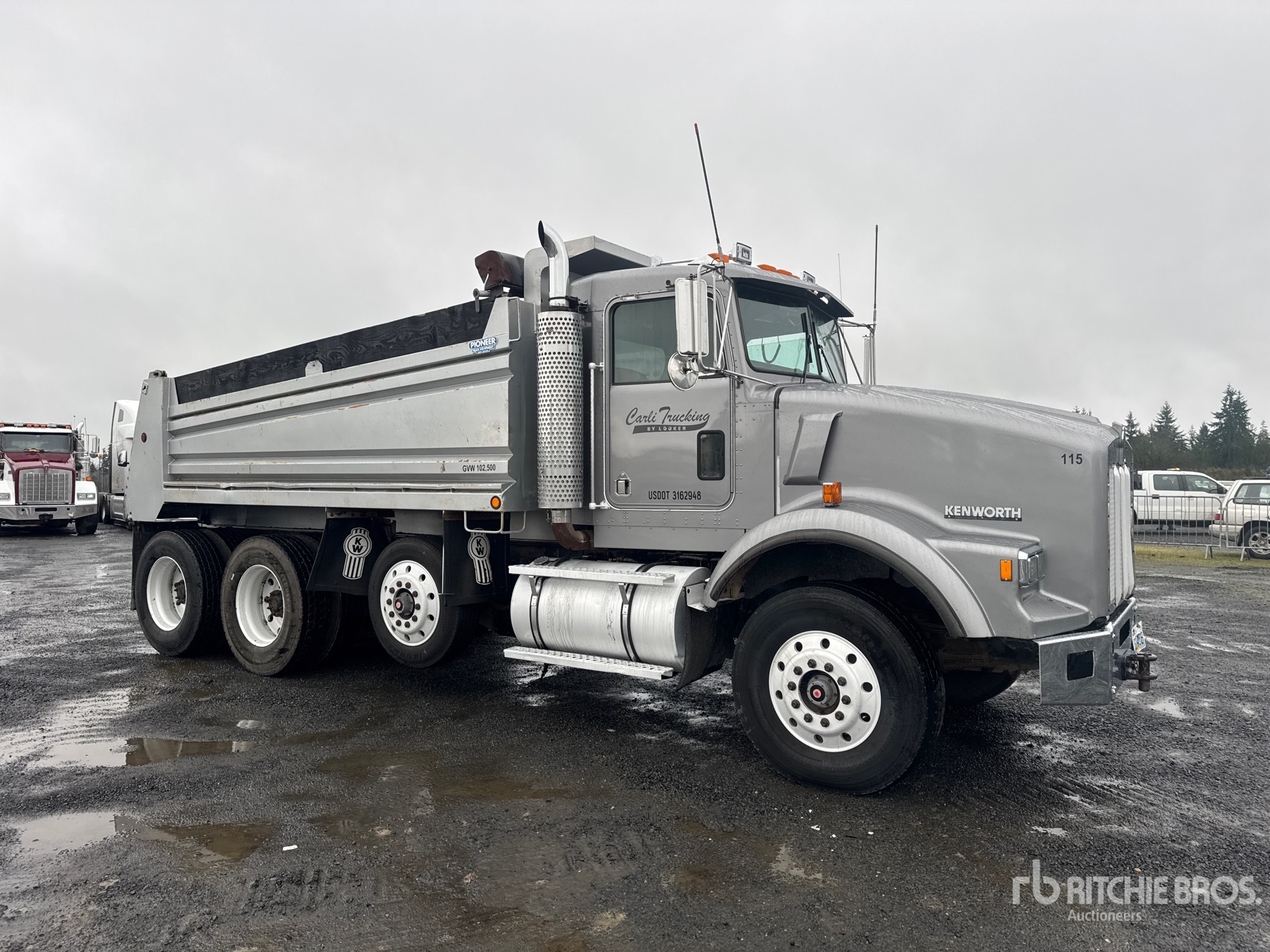 General Appearance with Picture, Right Front Corner