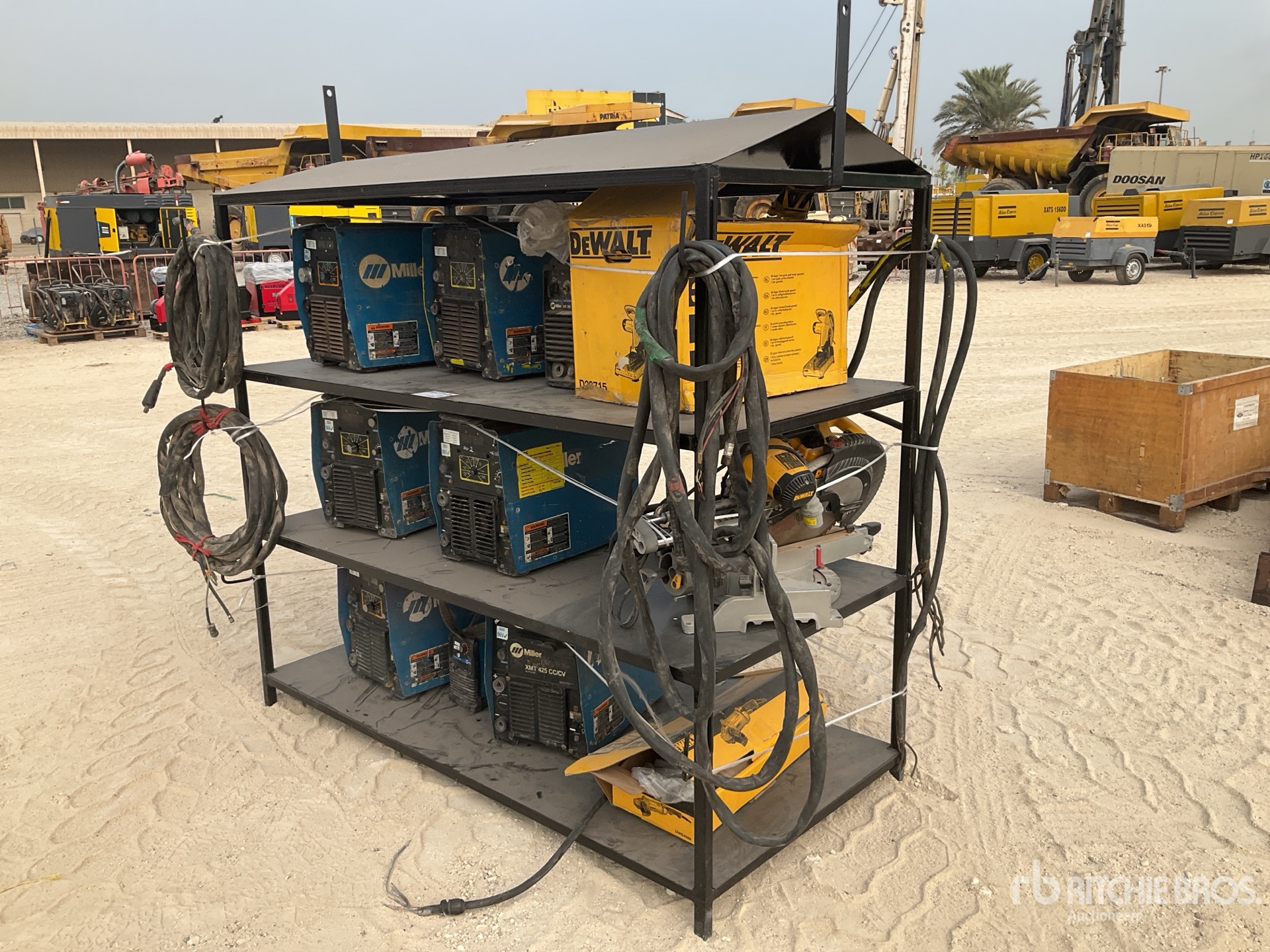 Aspect général with Image, coin arrière gauche