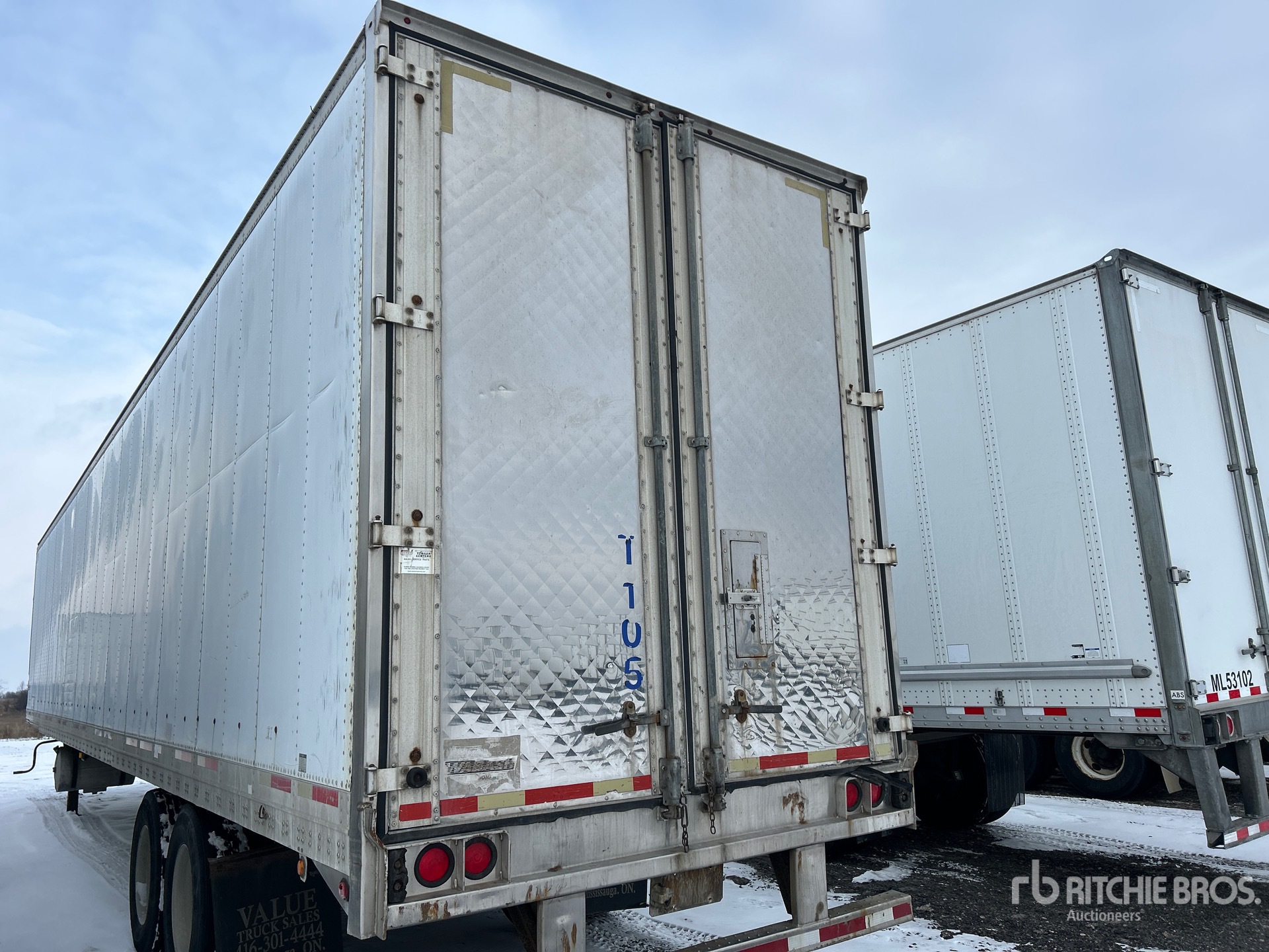 General Appearance with Foto, angolo posteriore sinistro