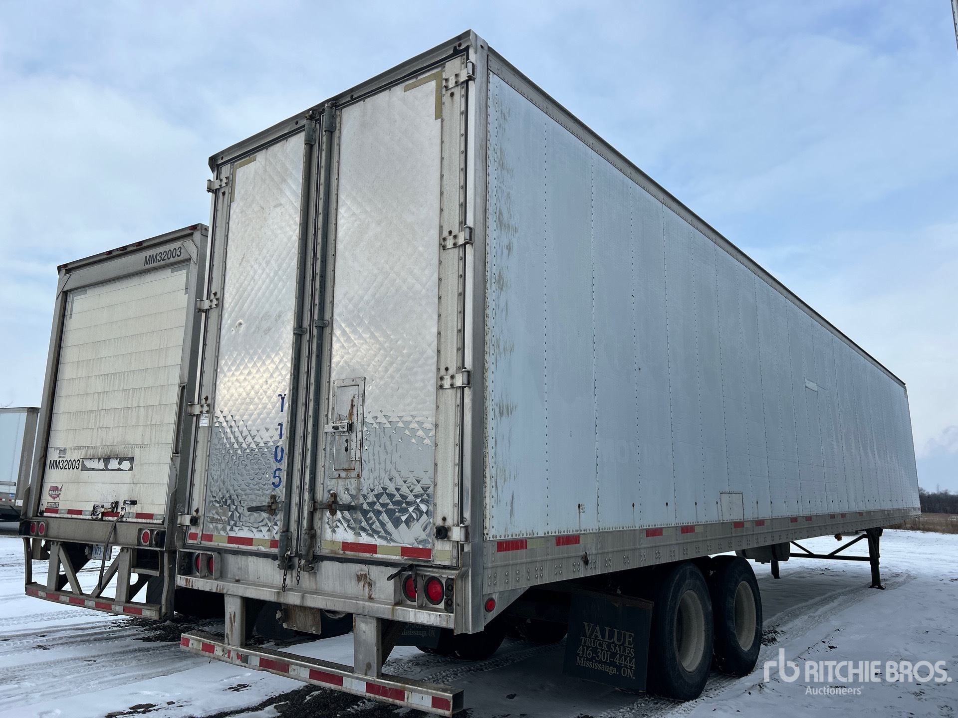 General Appearance with Foto, angolo anteriore sinistro