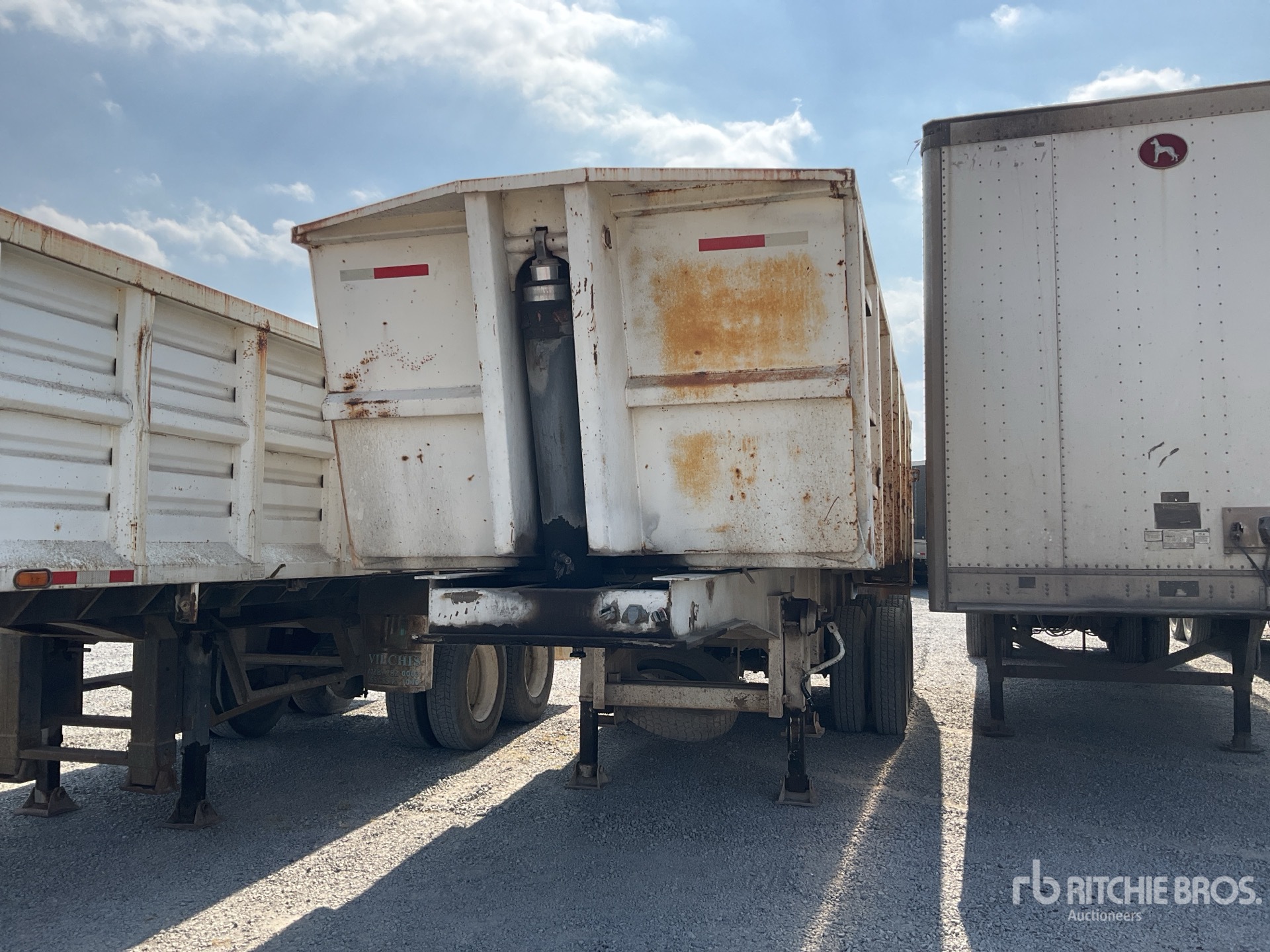 General Appearance with Featured Photo