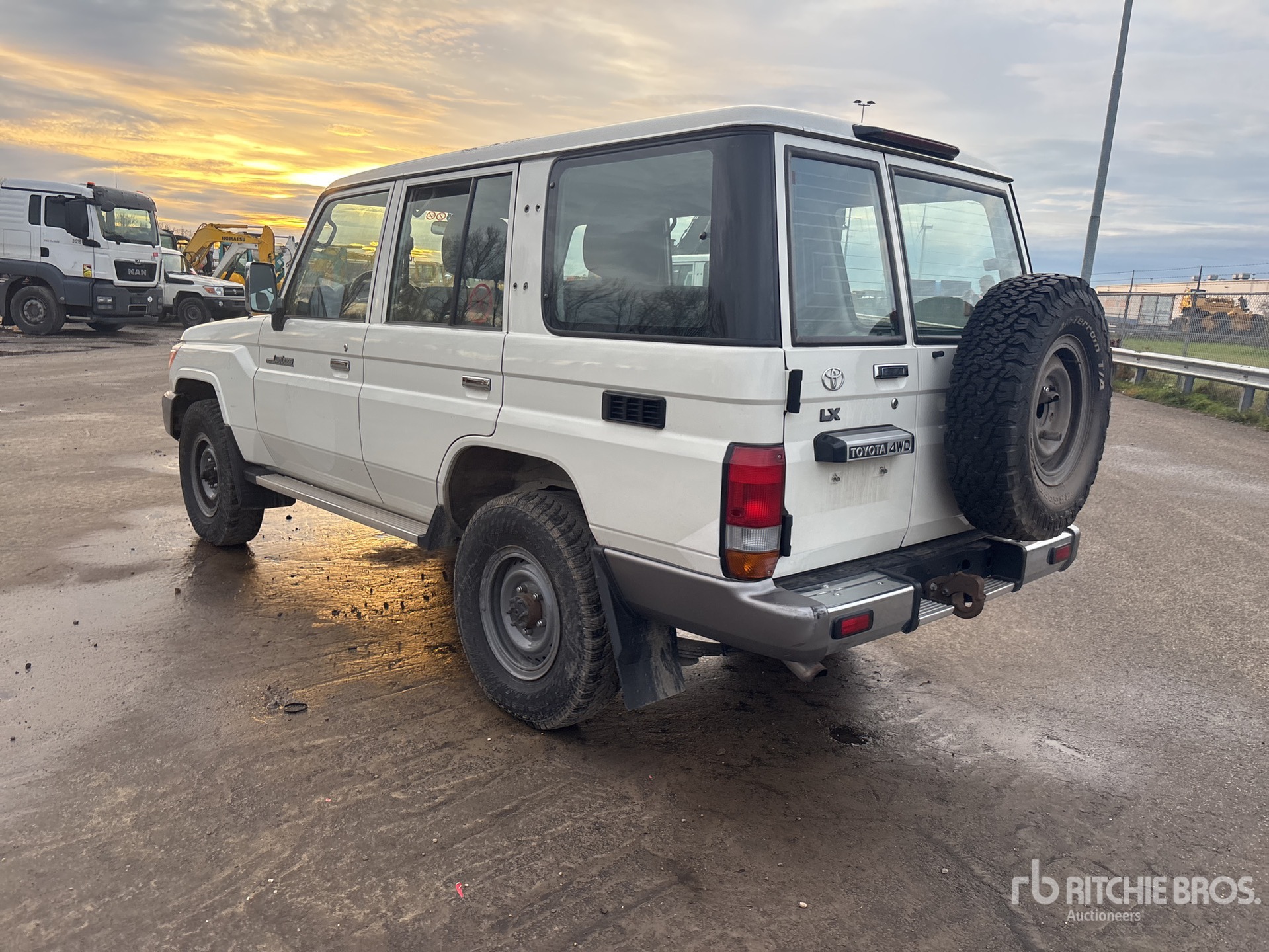 General Appearance with Picture, Left Rear Corner