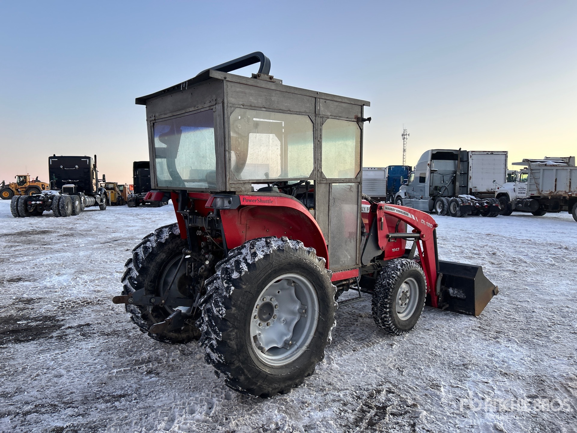 General Appearance with Bild, Ecke hinten rechts