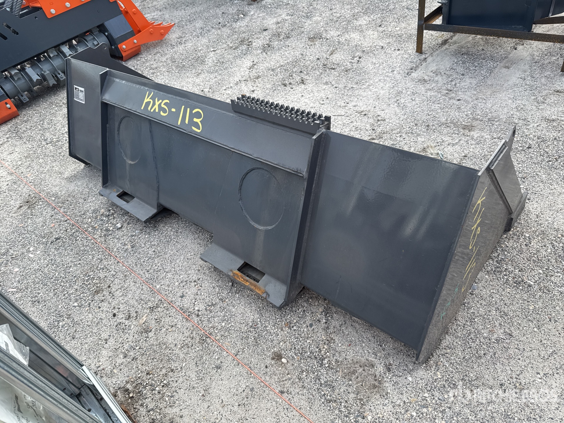 General Appearance with Imagen: esquina trasera derecha