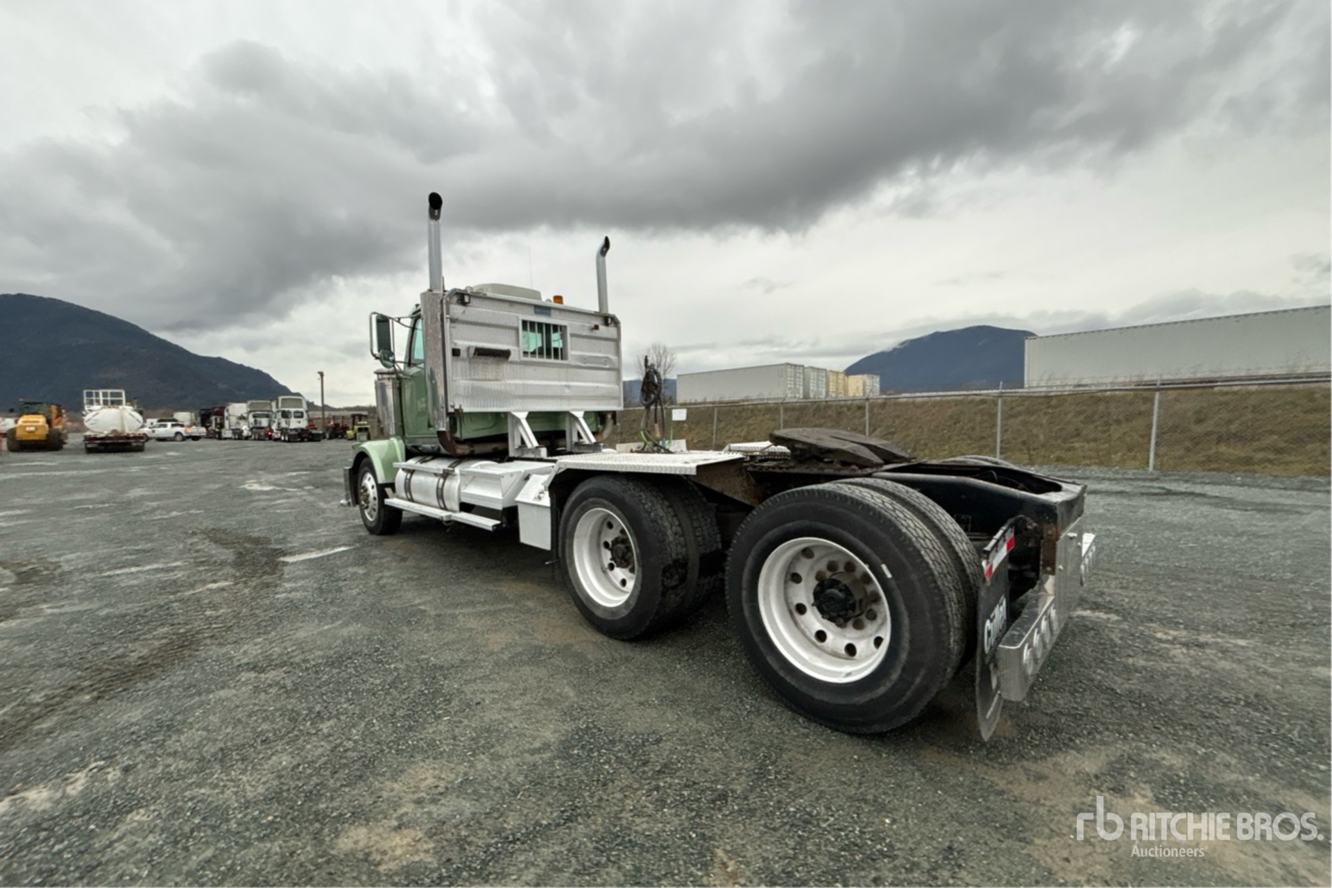 General Appearance with Picture, Left Rear Corner