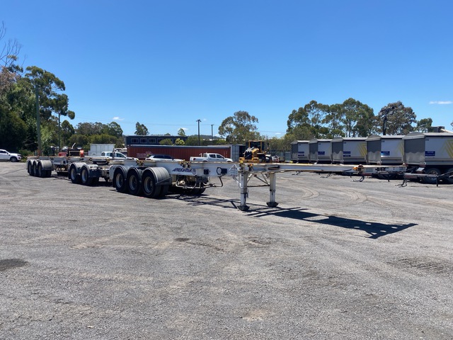 2021 MaxiTrans Tri/A Road Train Combination Skel Trailer