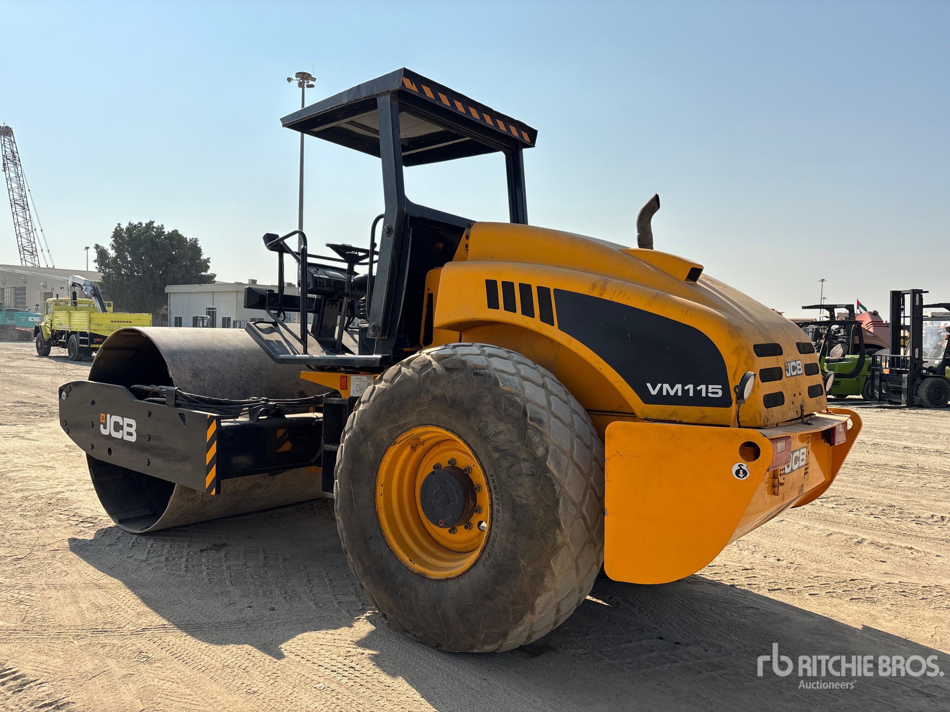 Aspect général with Image, coin arrière gauche