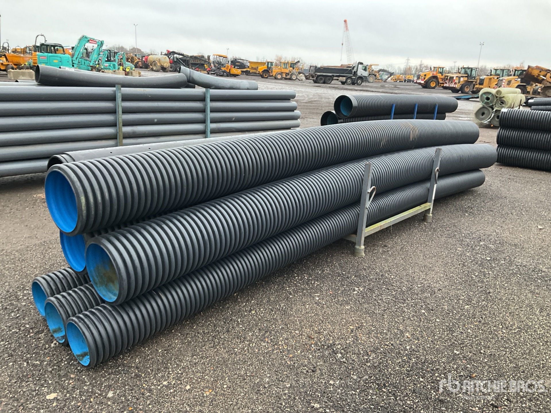 Aspect général with Image, coin arrière droit