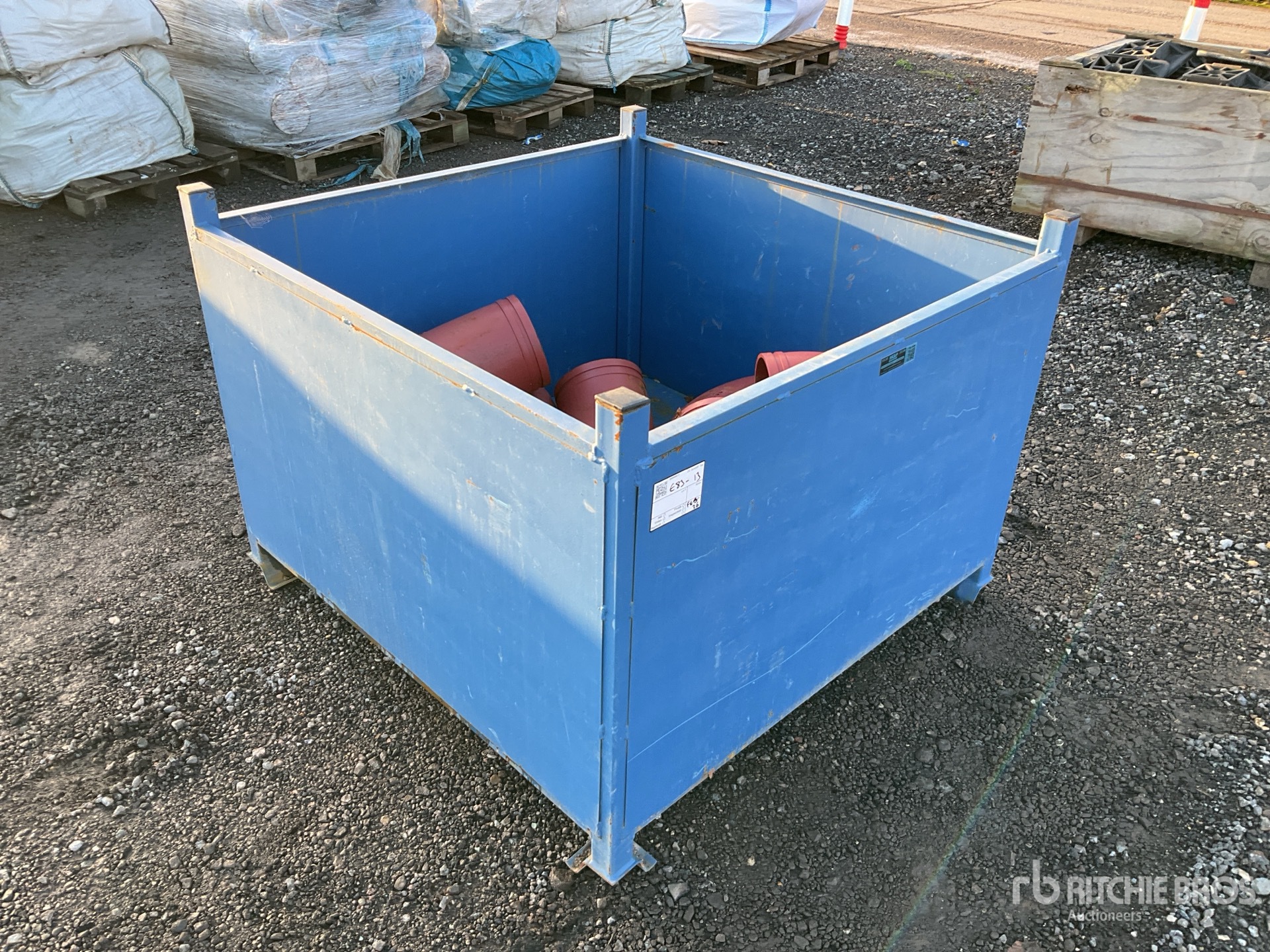 Aspect général with Image, coin arrière droit