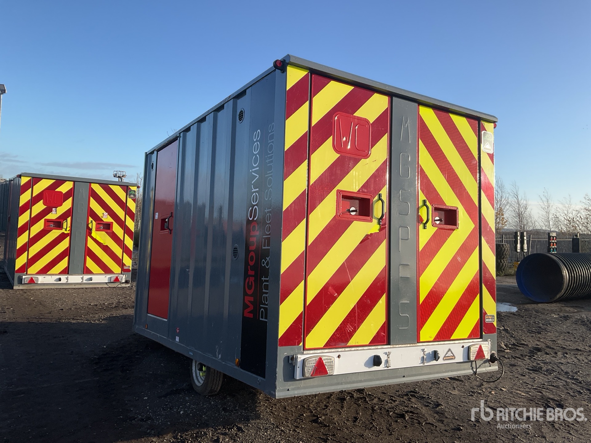 Aspect général with Image, coin arrière gauche