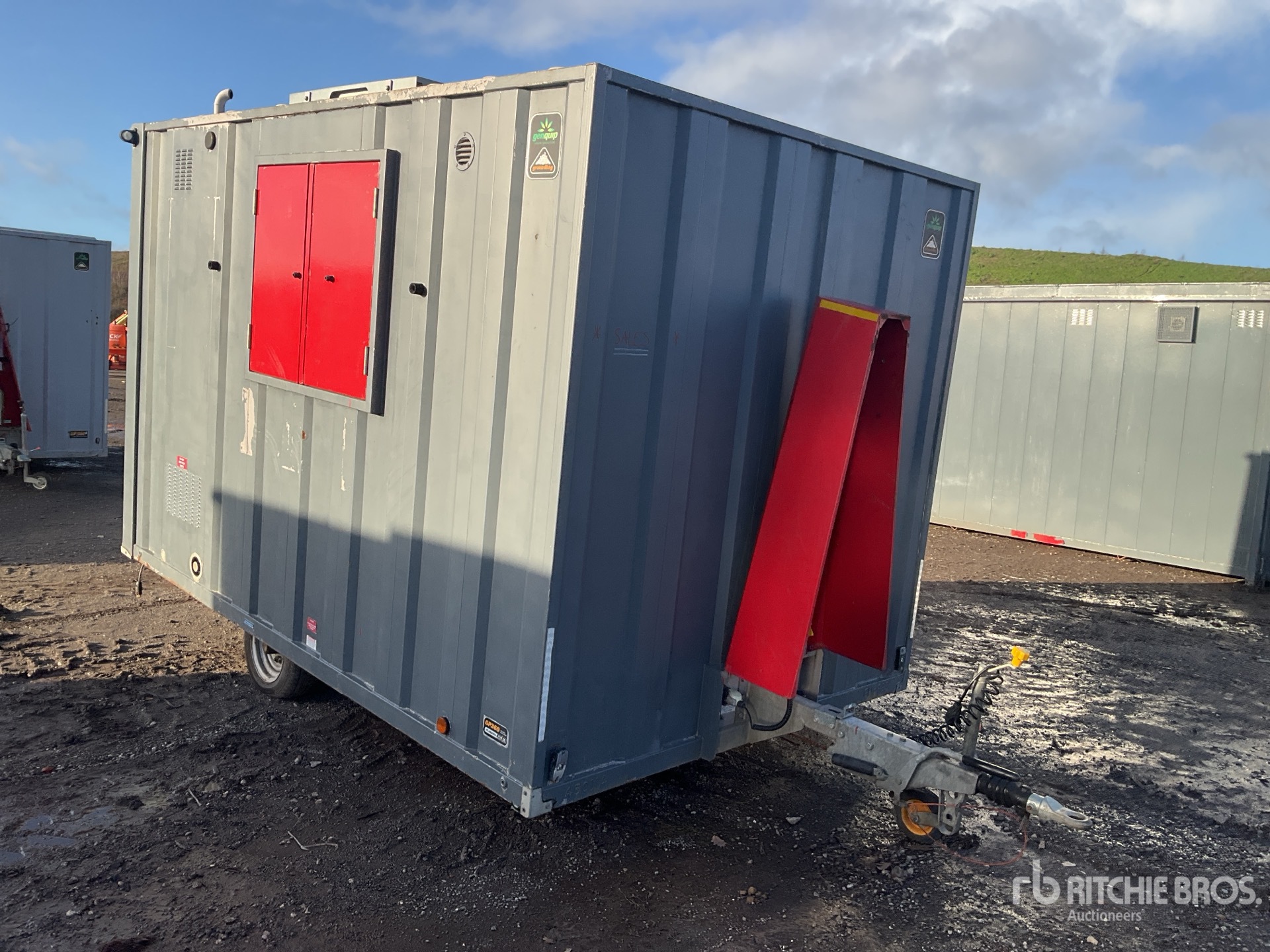 General Appearance with Bild, Ecke vorne rechts